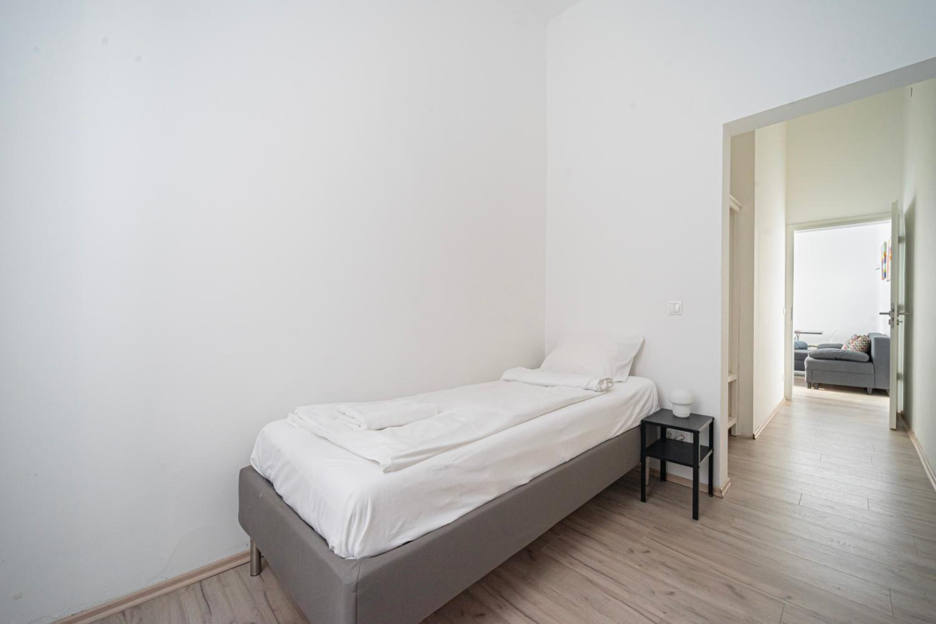 Casabella Apt - 2 bedroom near to Andrassy Ave view 5