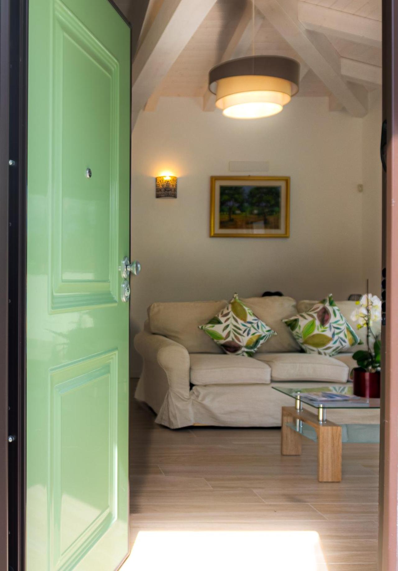 Green Woody Home