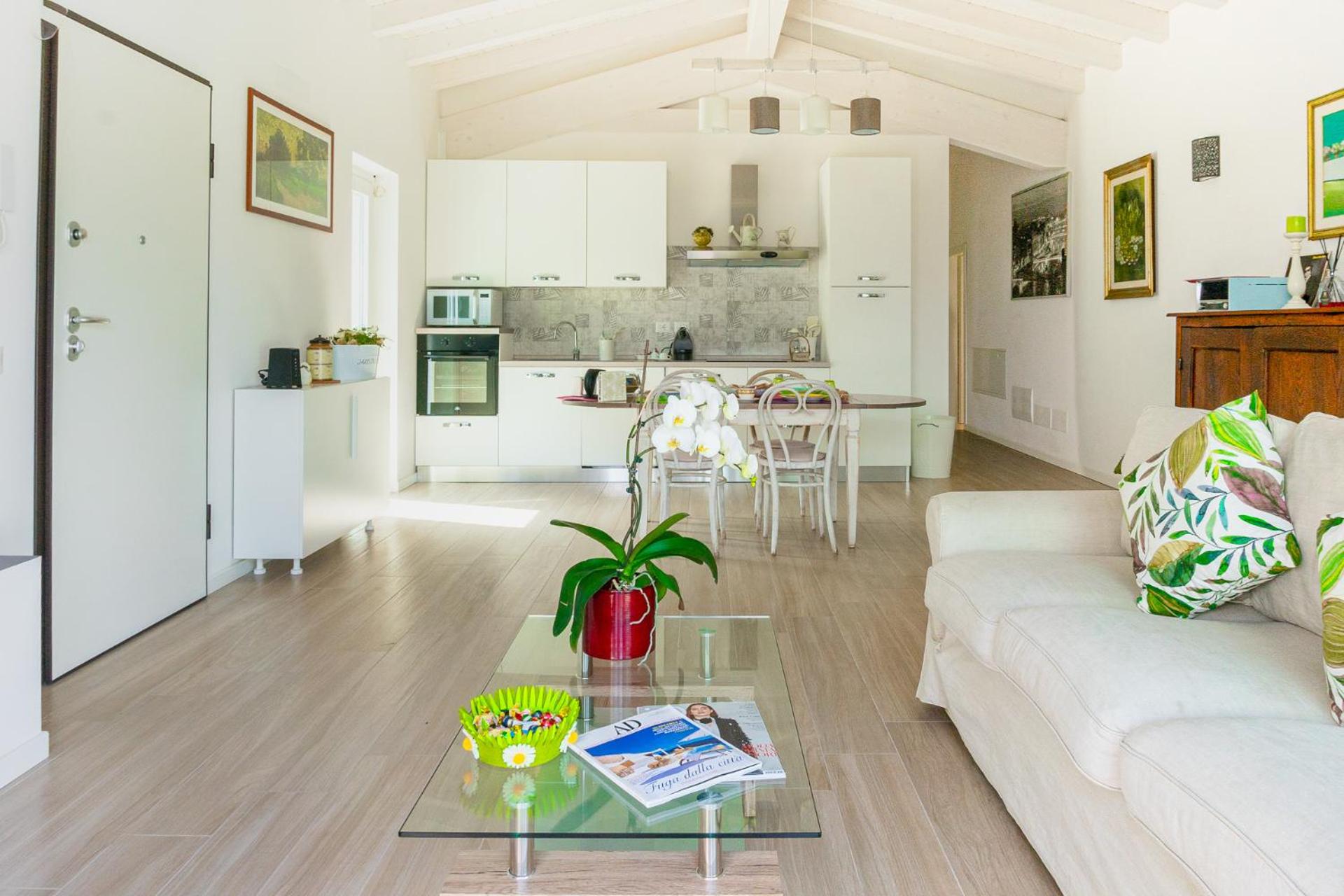 Green Woody Home