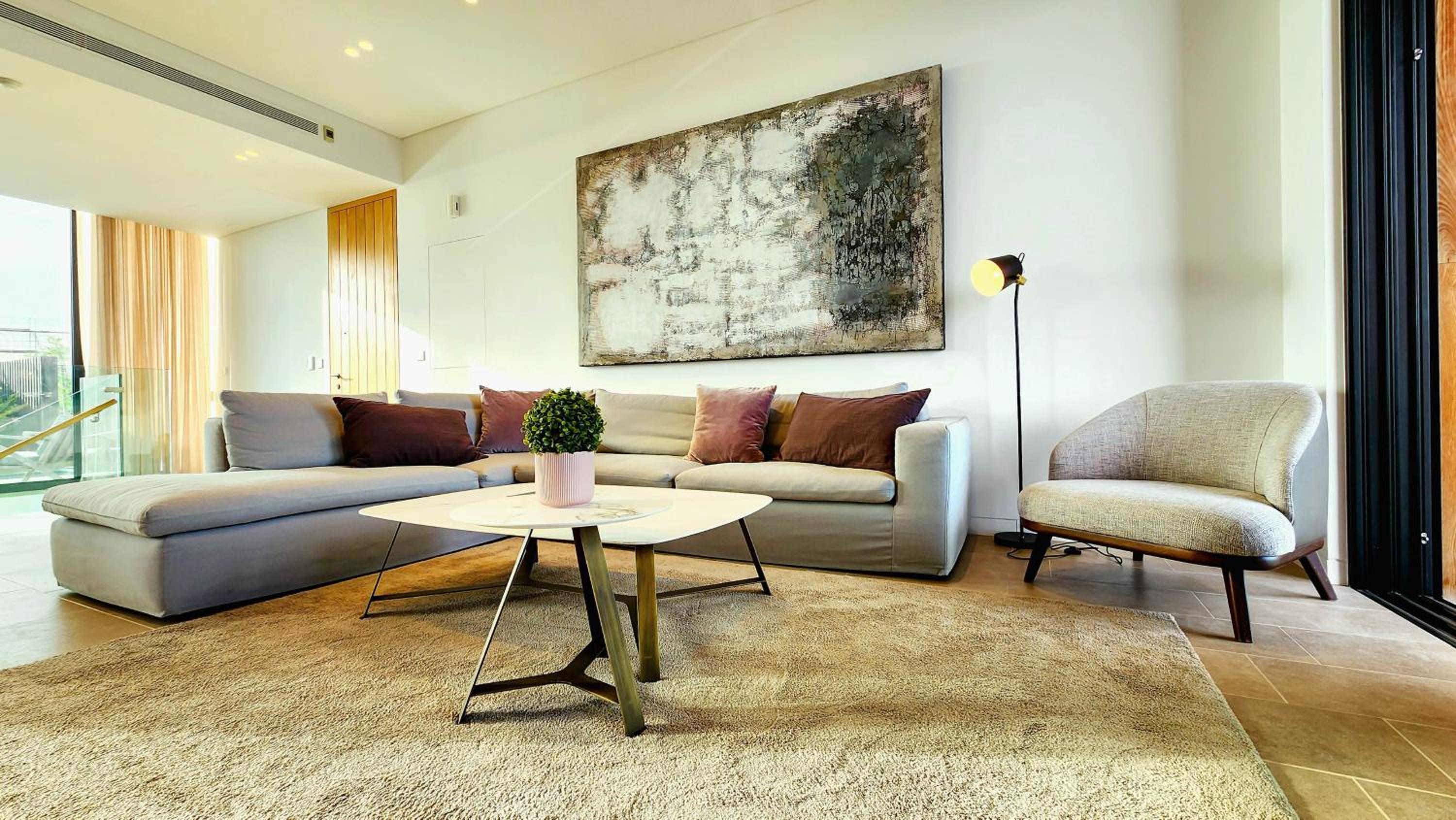 CSS Celestial Minthis Luxury Golf House