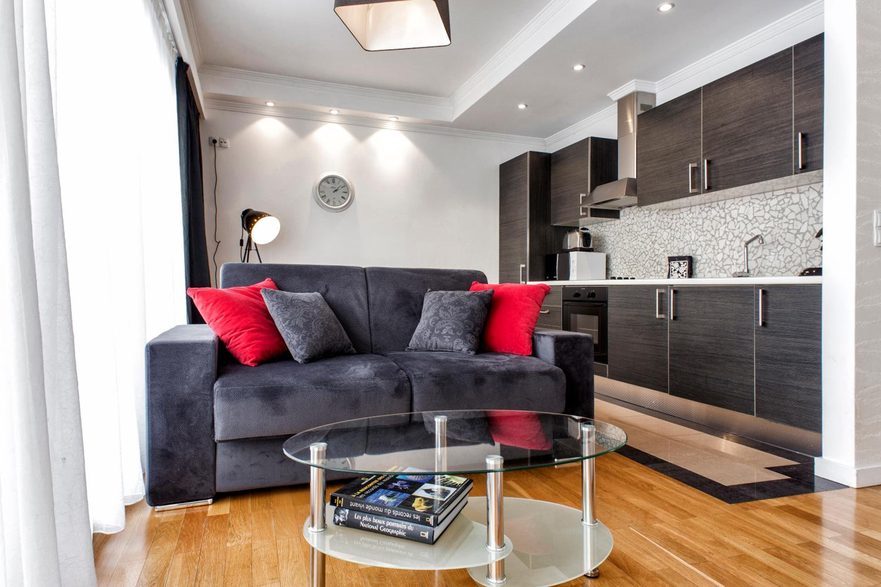 The Queen Luxury Apartments - Villa Fiorita