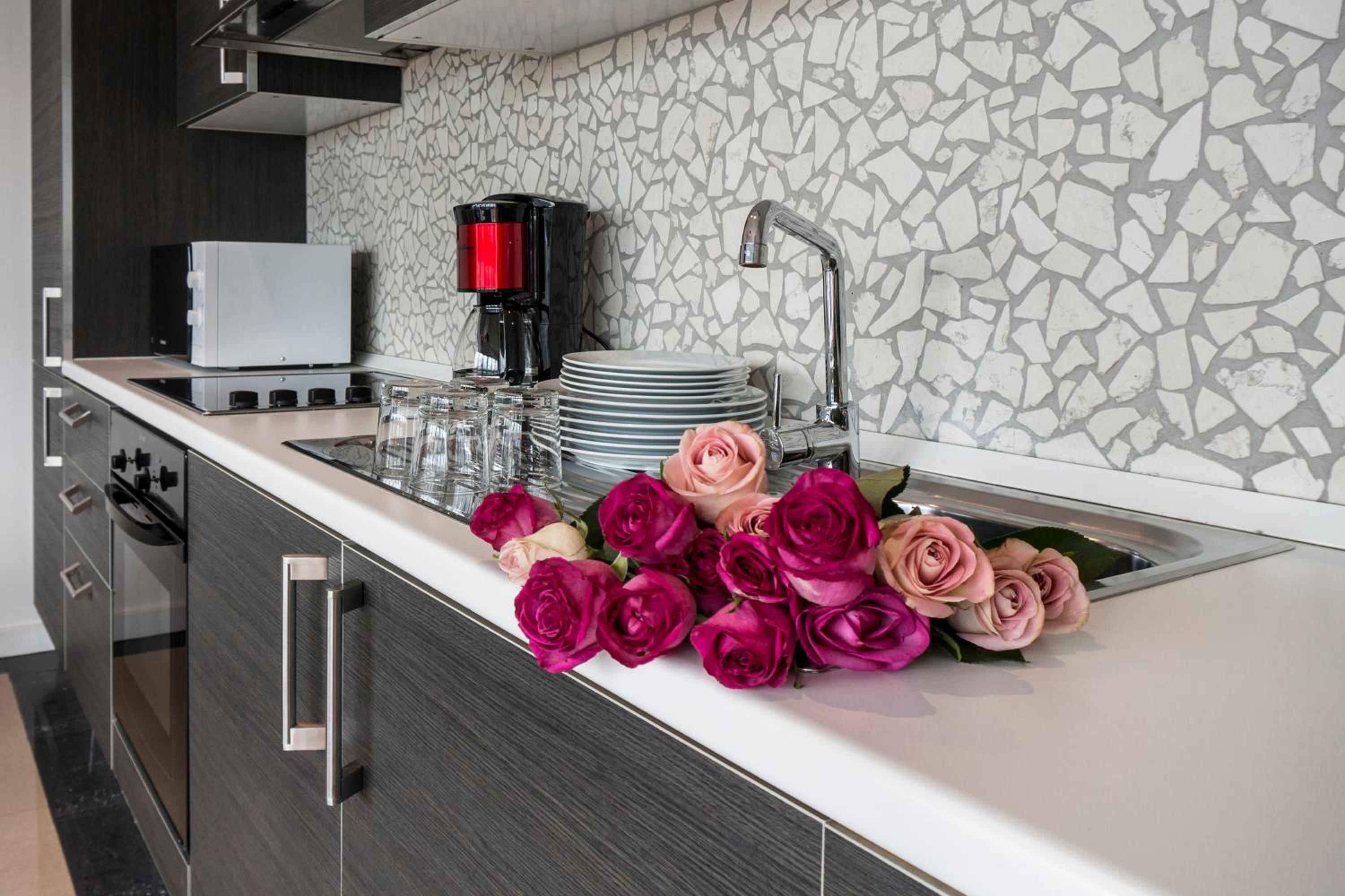 The Queen Luxury Apartments - Villa Fiorita
