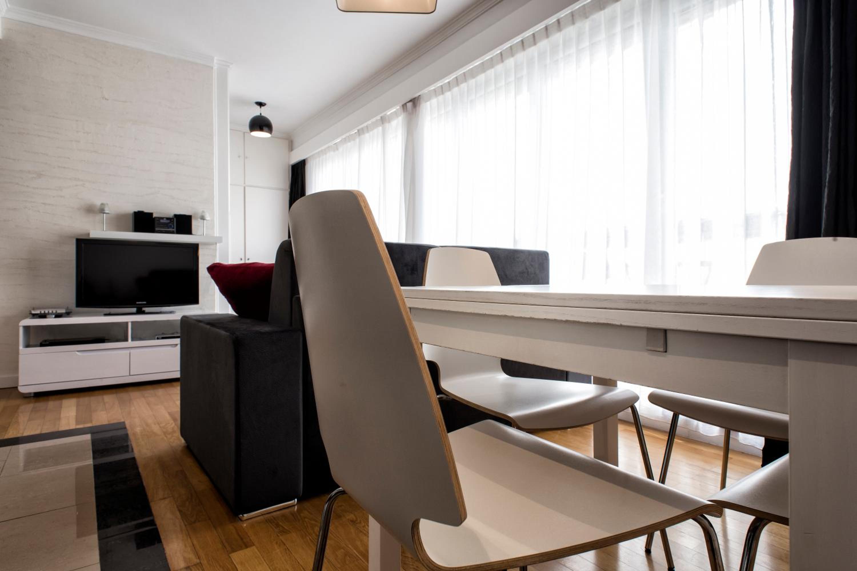 The Queen Luxury Apartments - Villa Fiorita