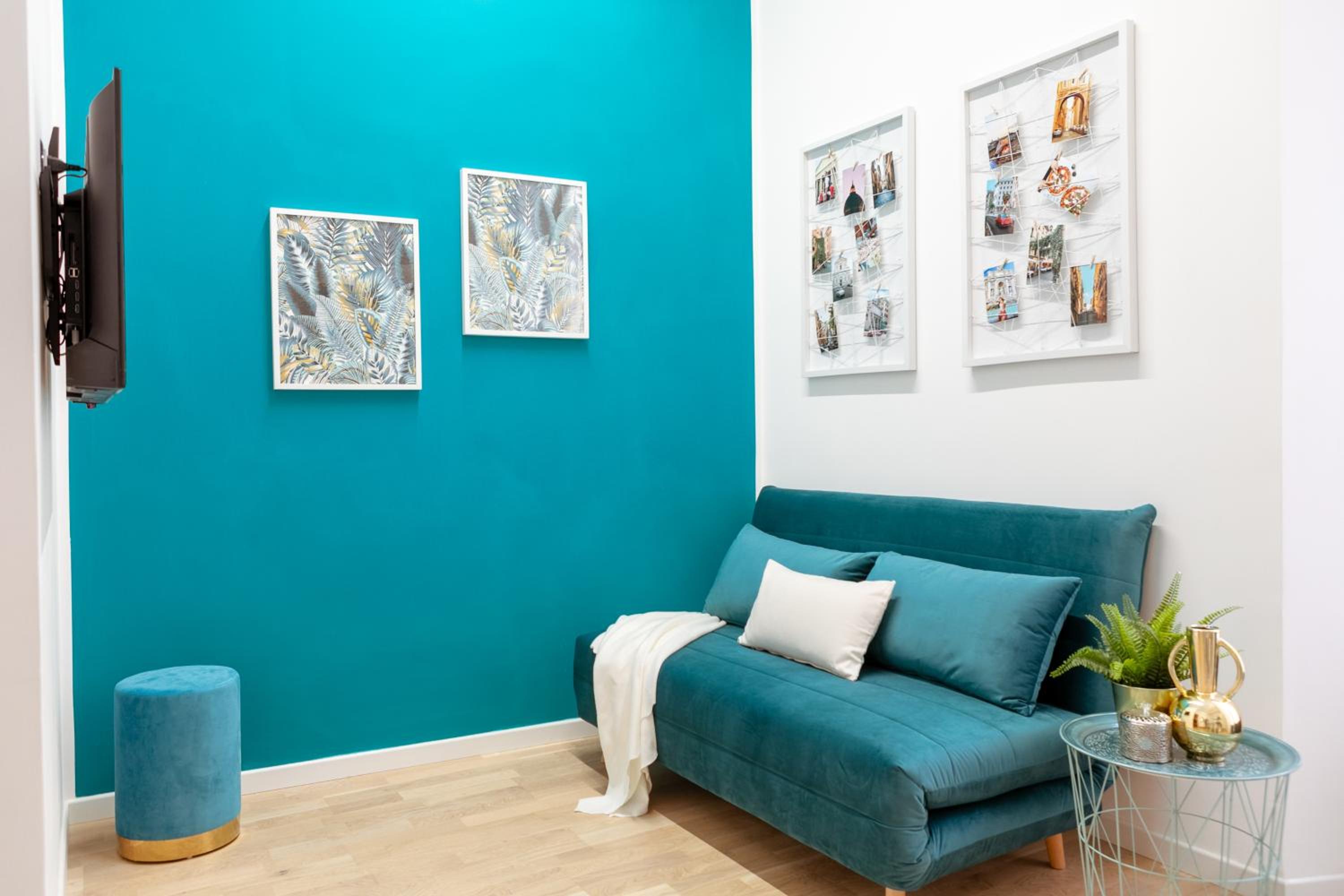 Parisi apt