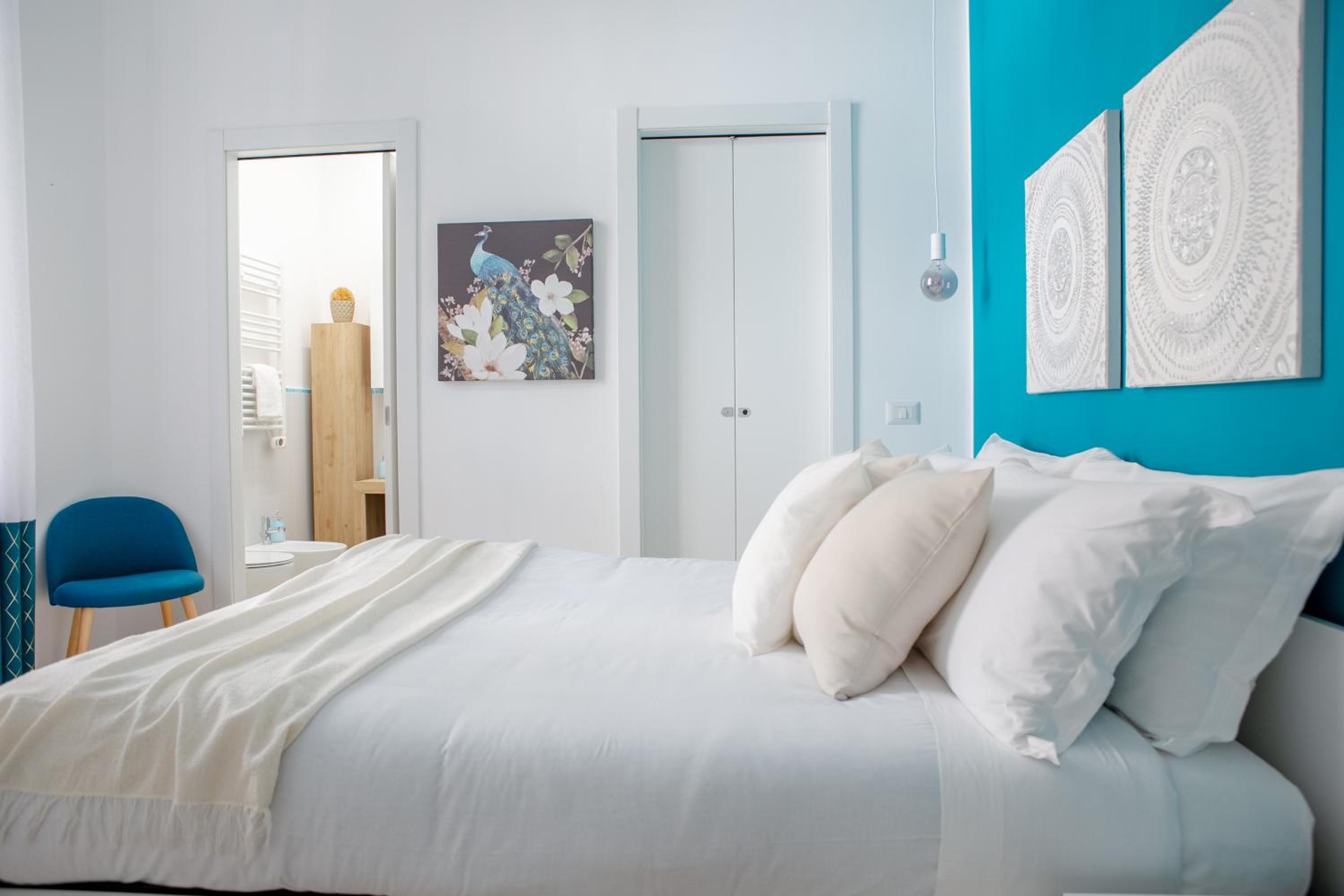 Parisi apt