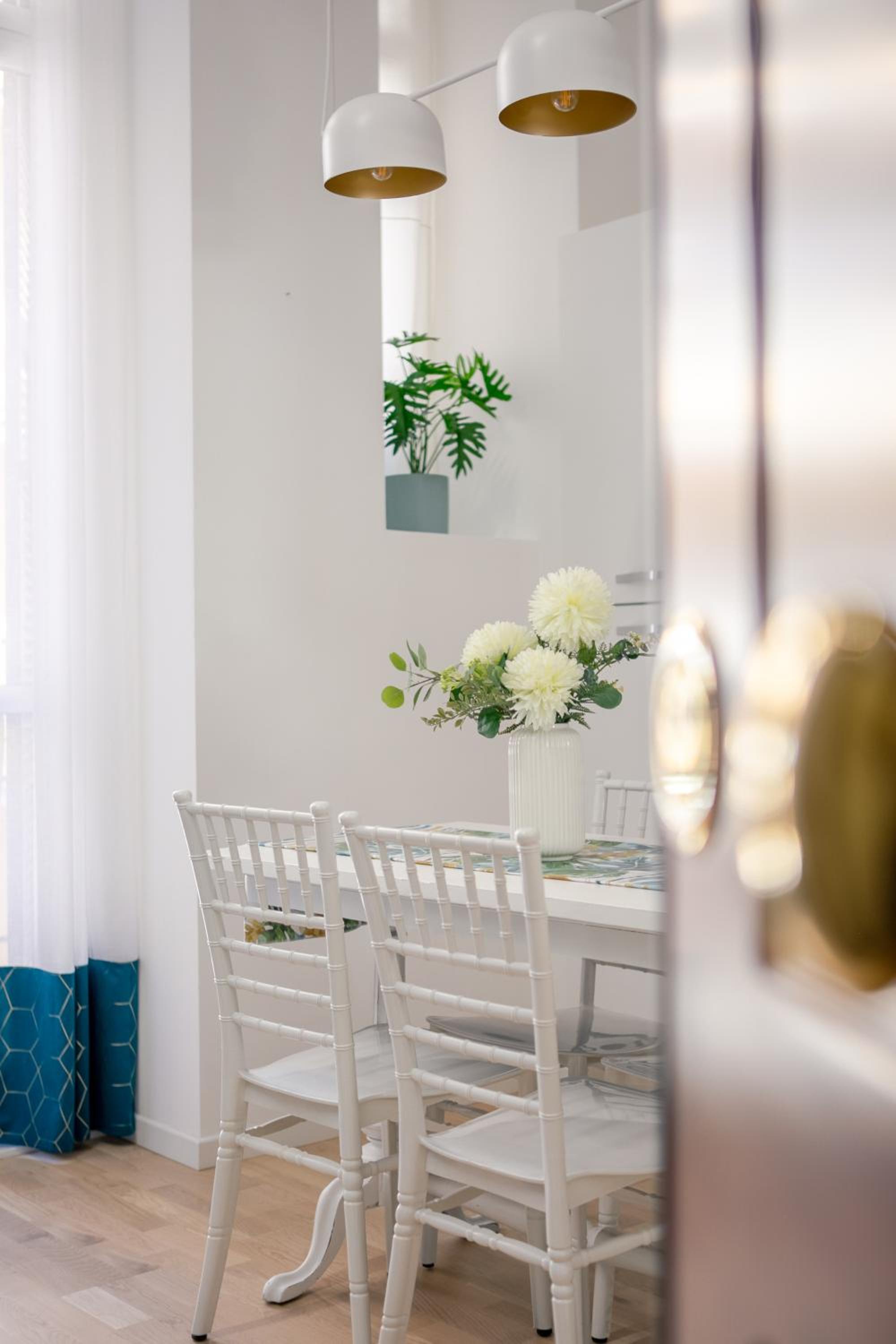 Parisi apt