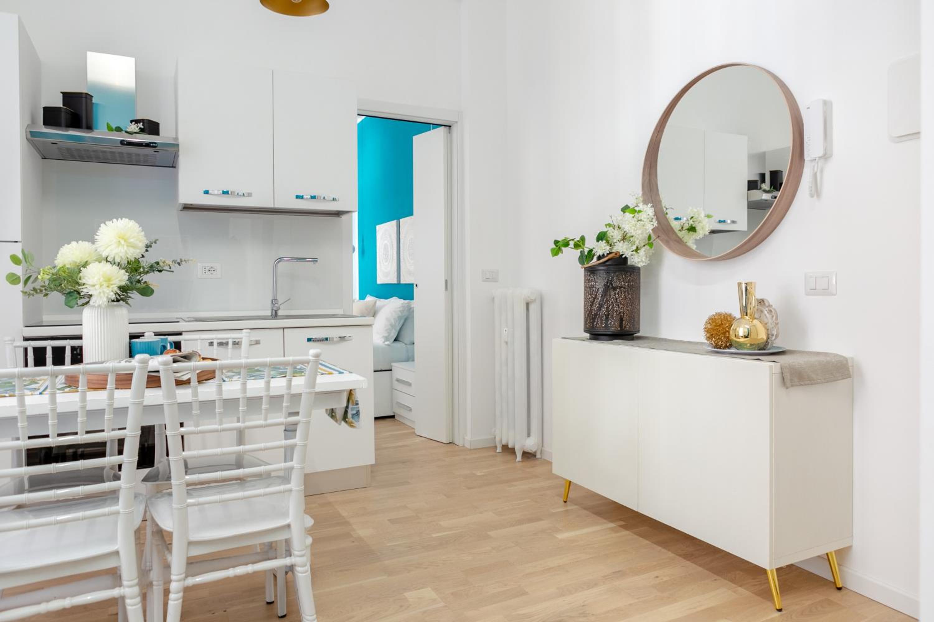 Parisi apt