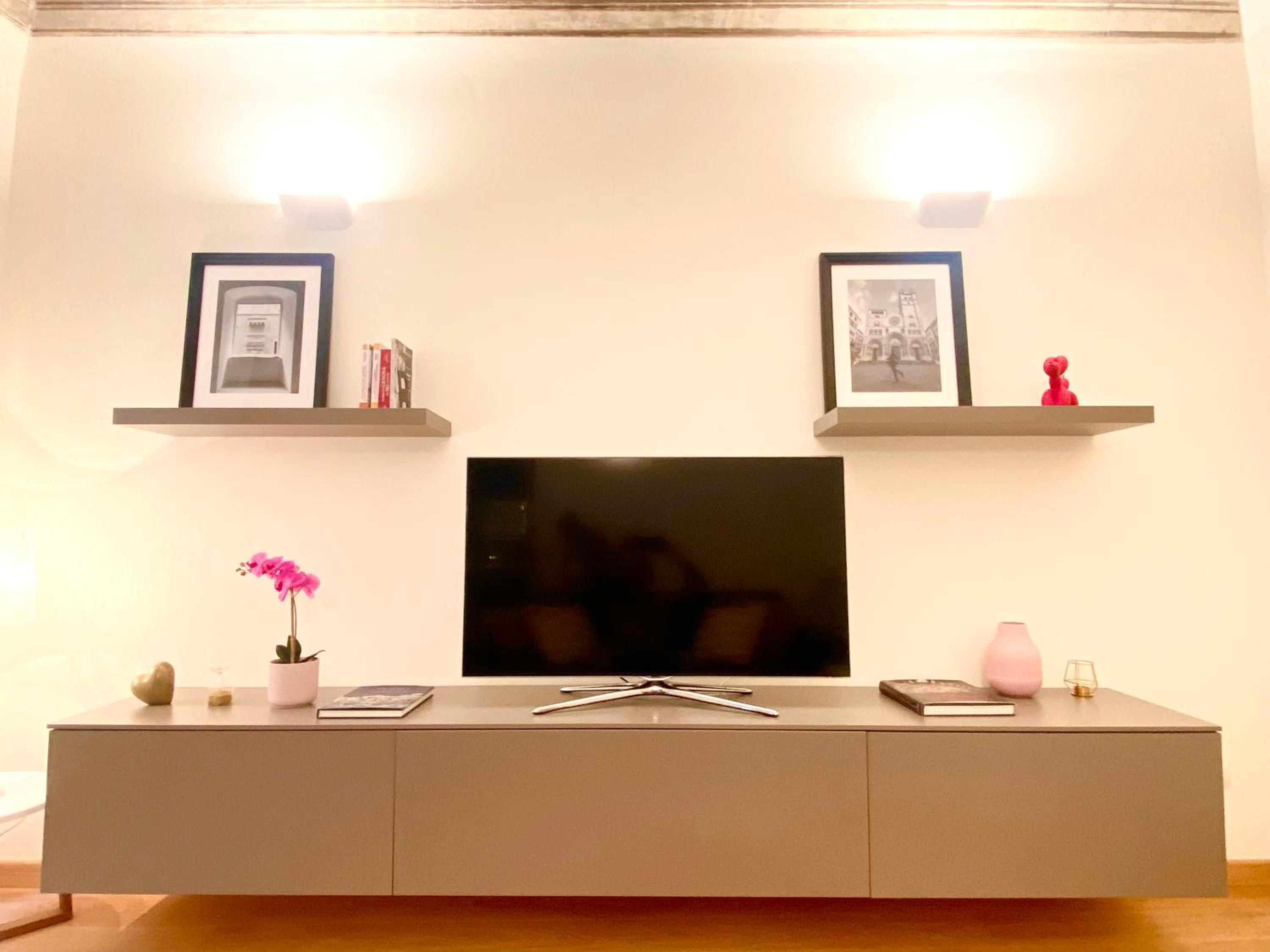 Stunning San Lorenzo 19 Apt - Rolli Palace - Free Private Parking Included!