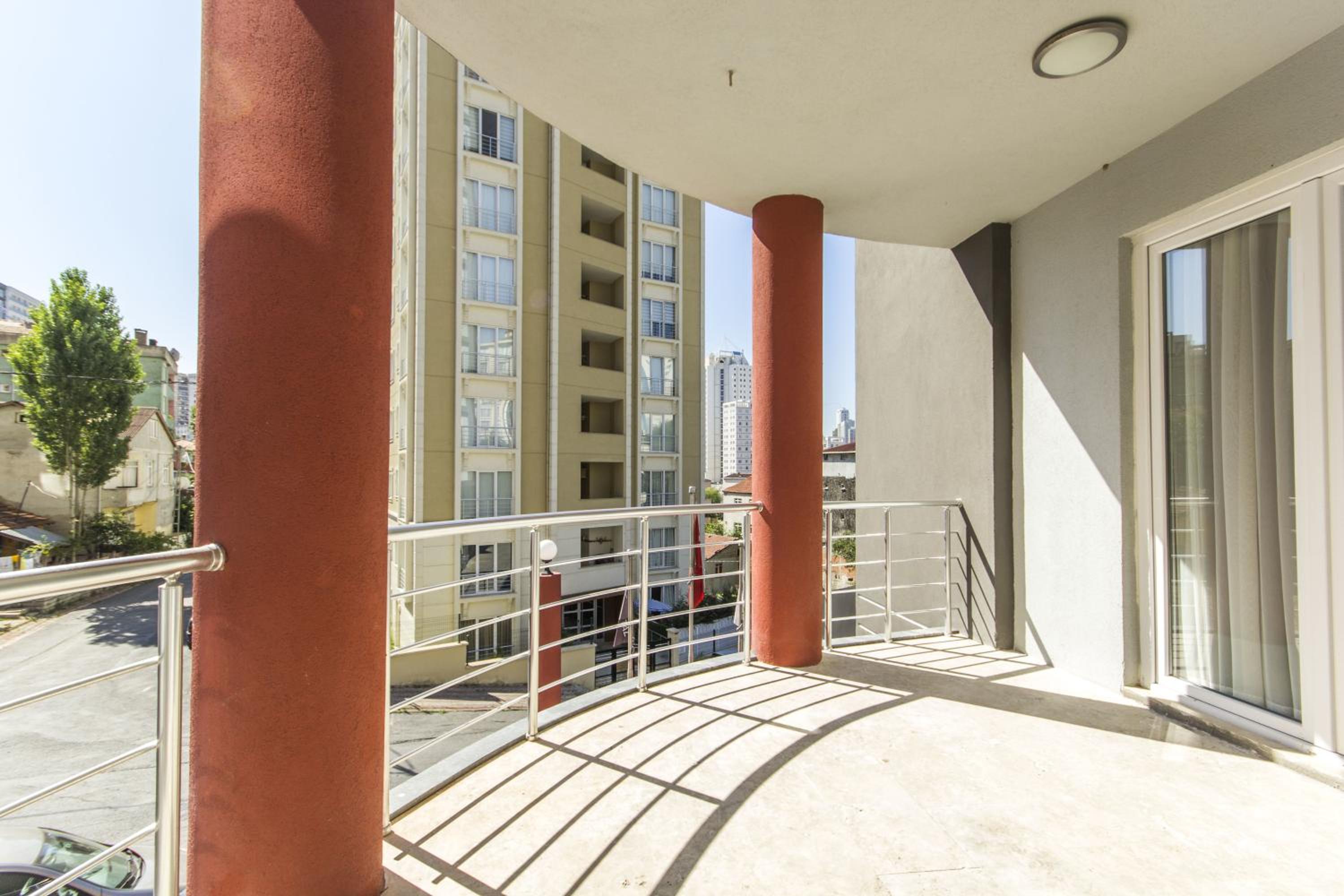 Nish Suites Atasehir - Image 18