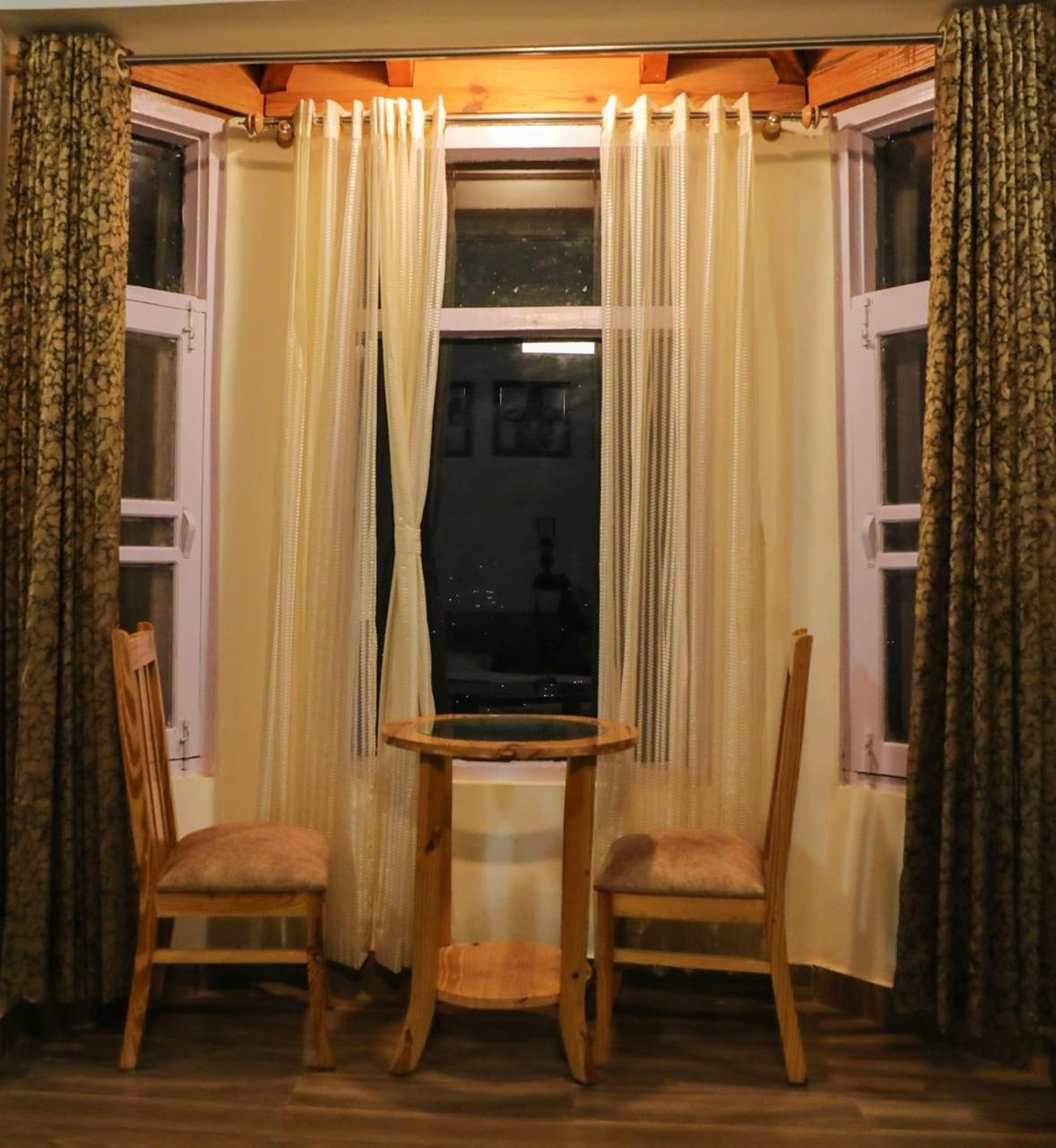 Photo 6