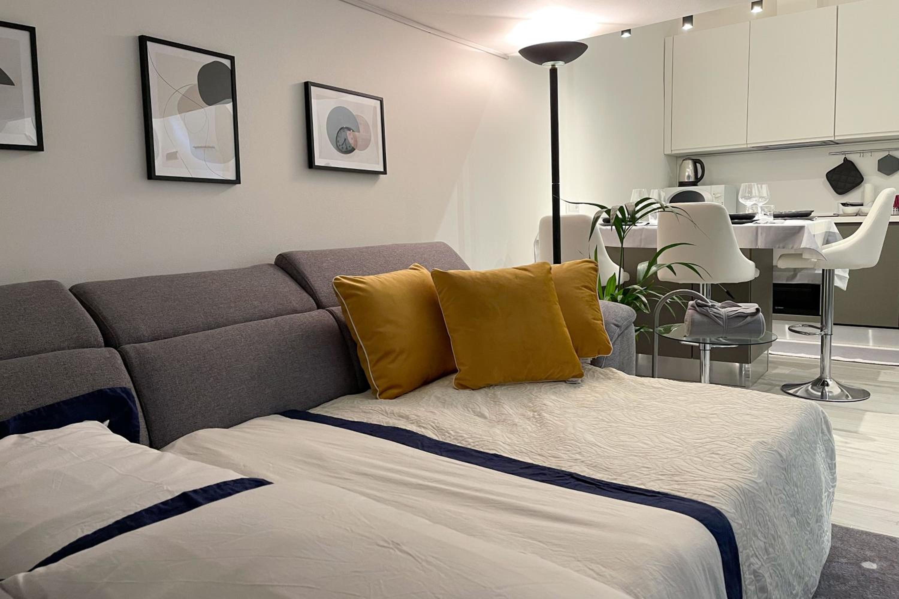 Elegant and Silent Loft in the center of Milan