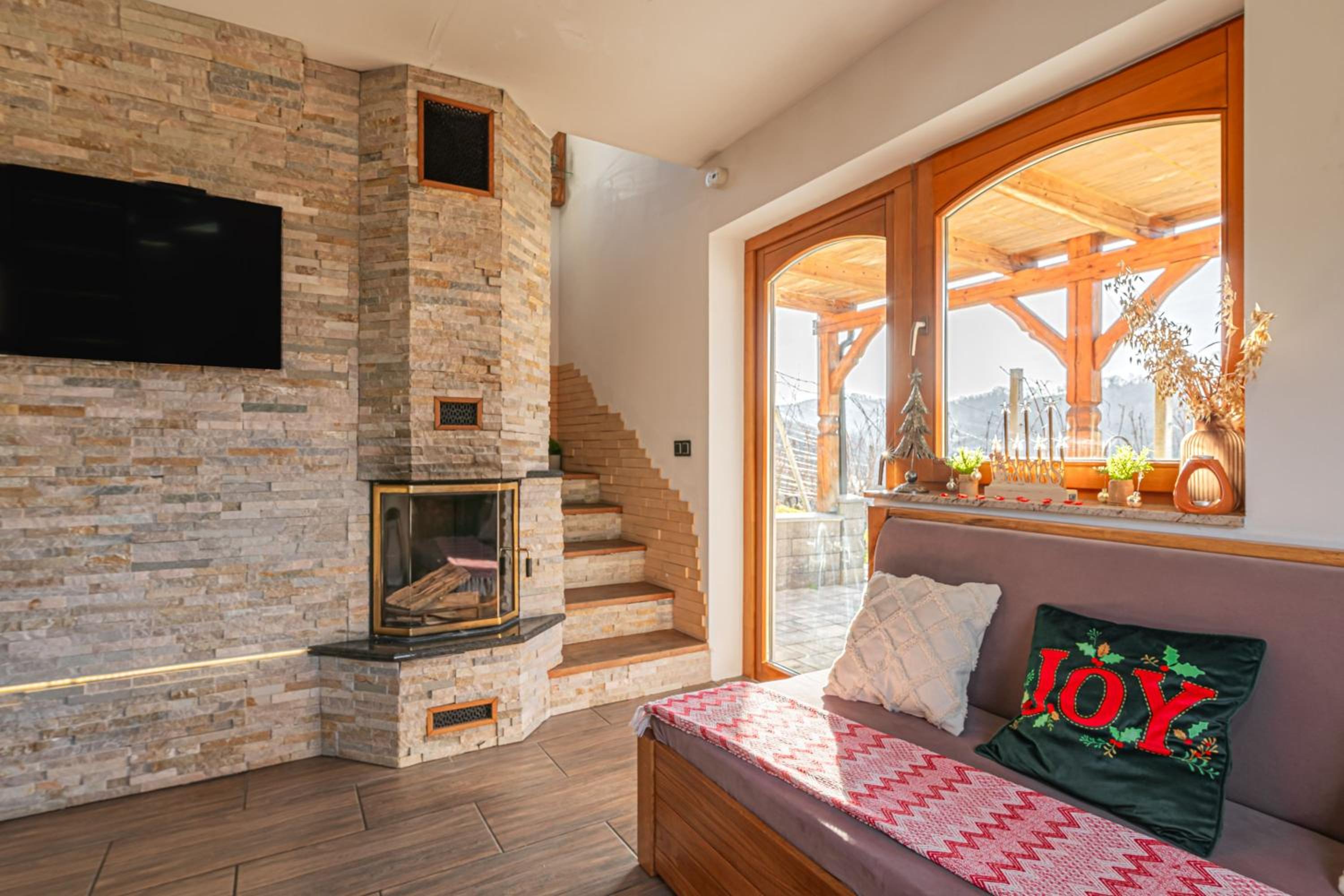Luxury Vineyard Retreat Matej - Happy Rentals view 4
