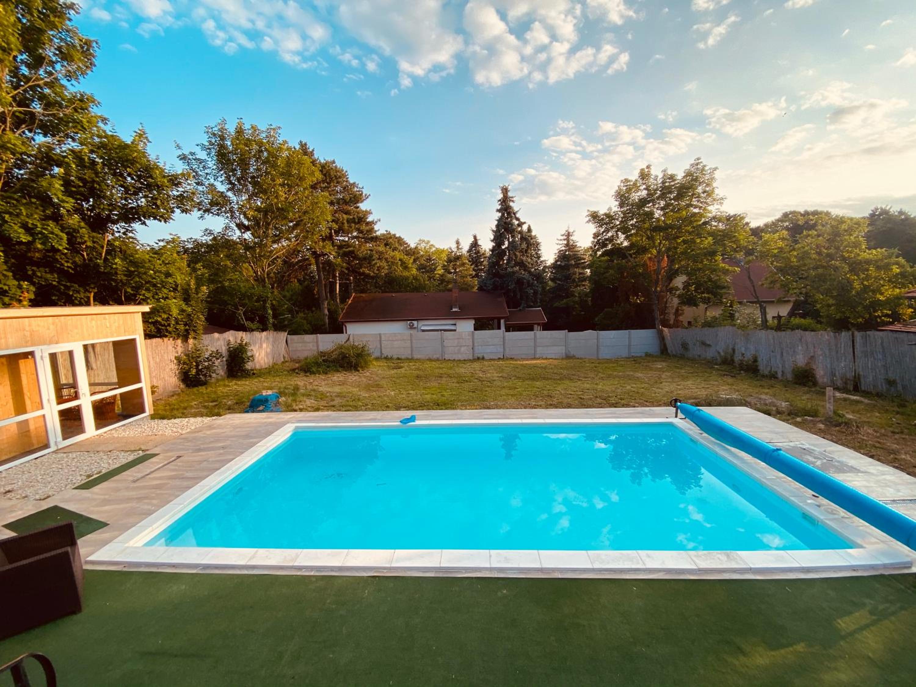 Babér Apartmanház Balatonakarattya