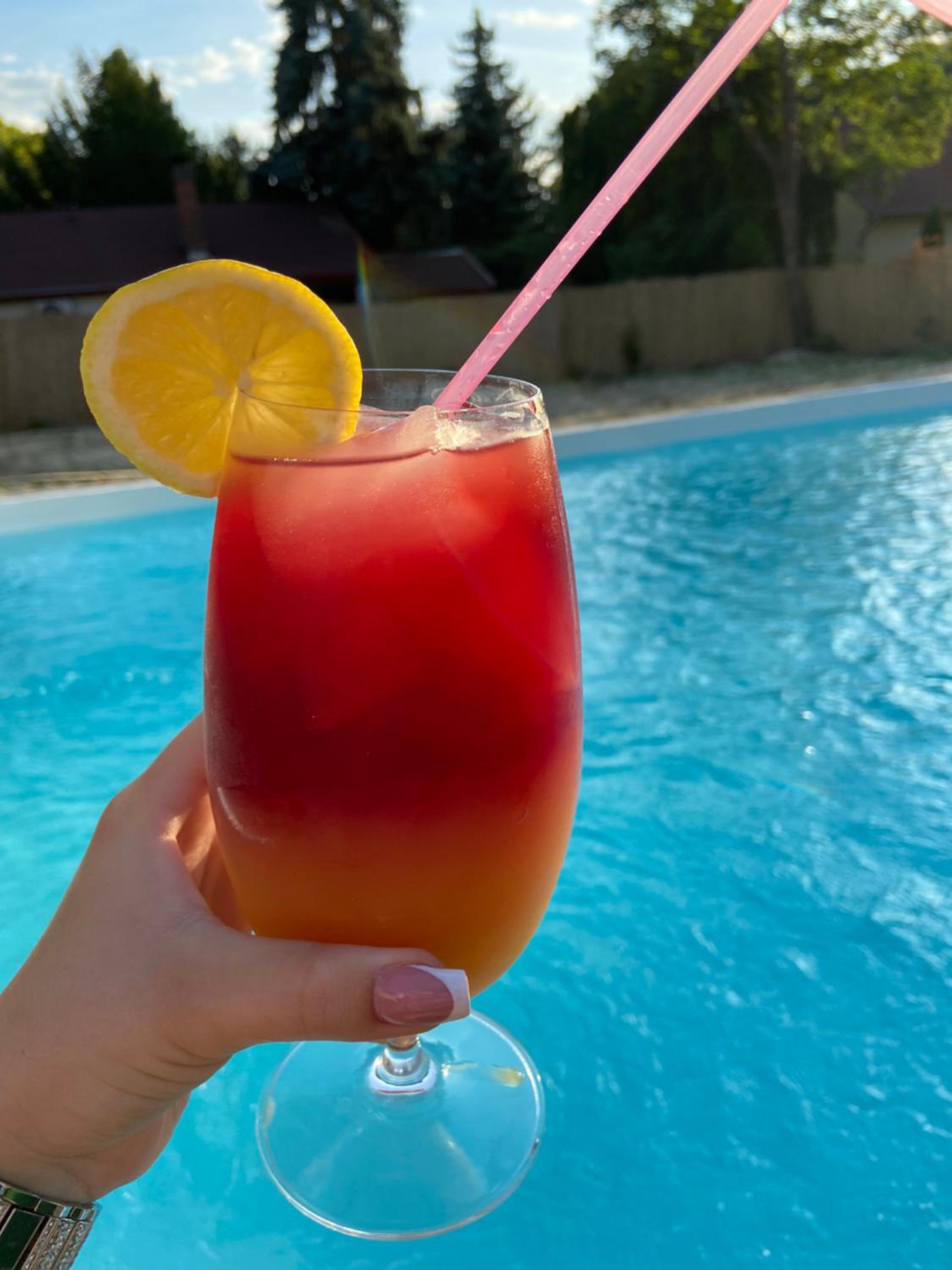 Babér Apartmanház Balatonakarattya