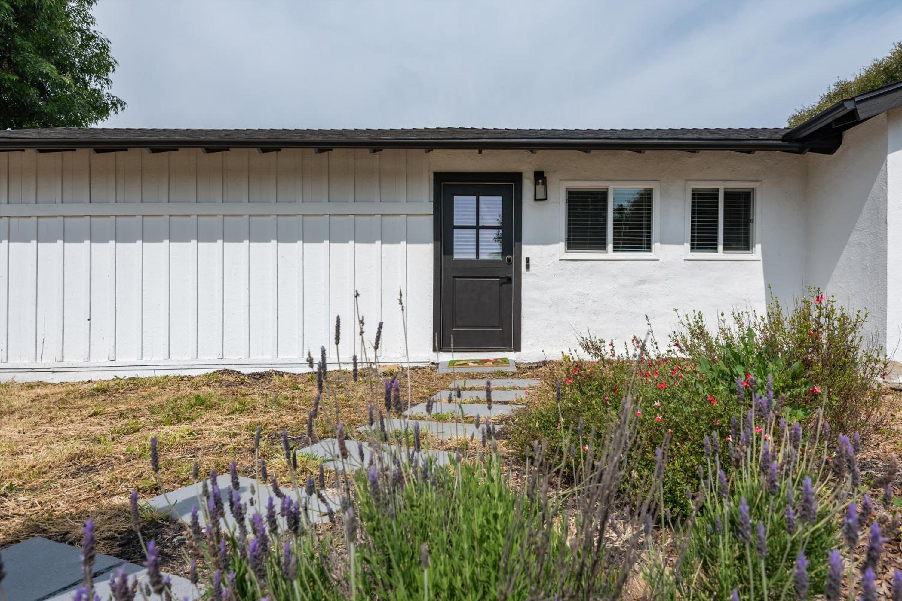 Private Studio Oasis with Nature at Your Doorstep view 2