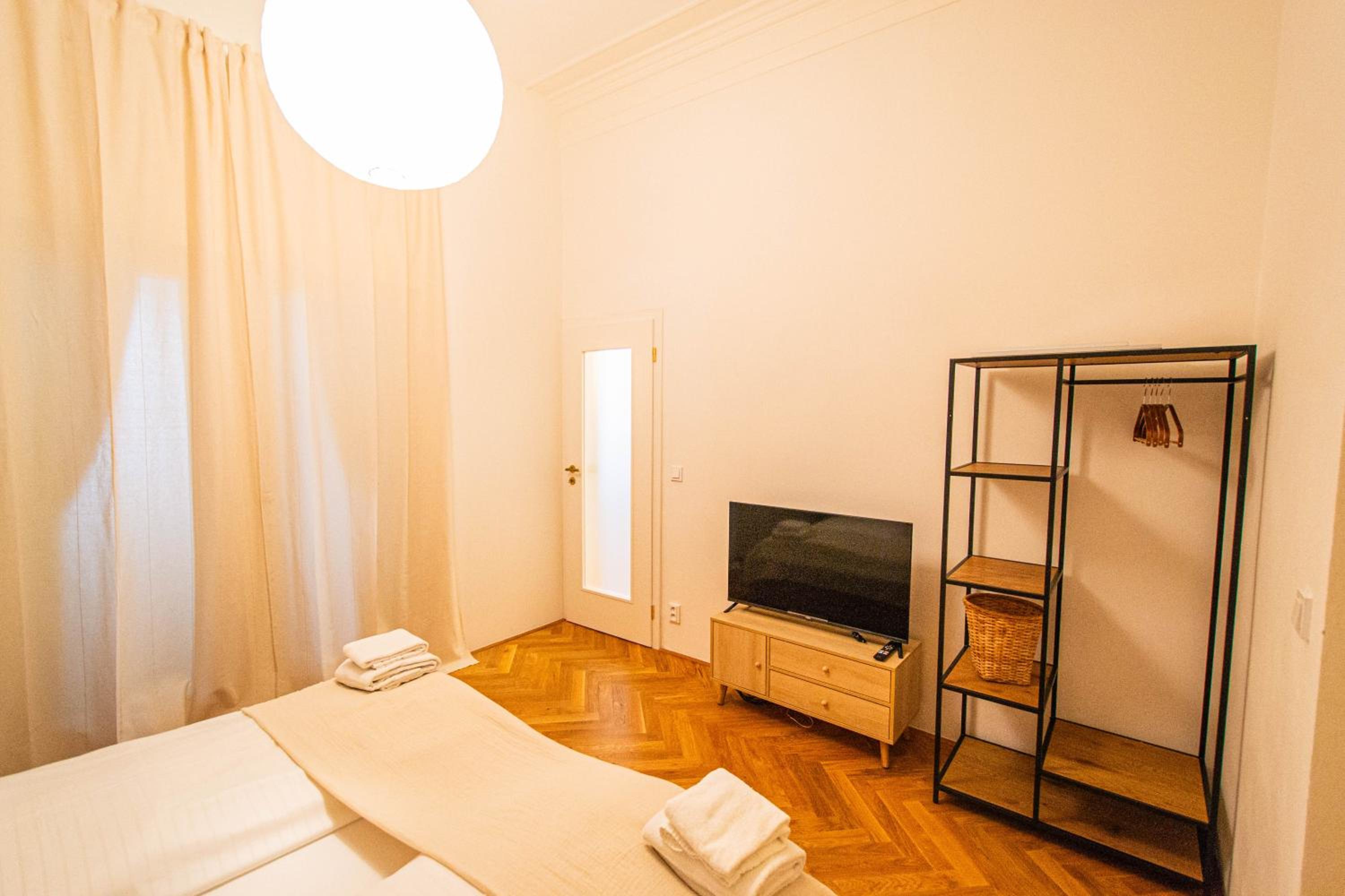 3BDR main square spacious designed apartment