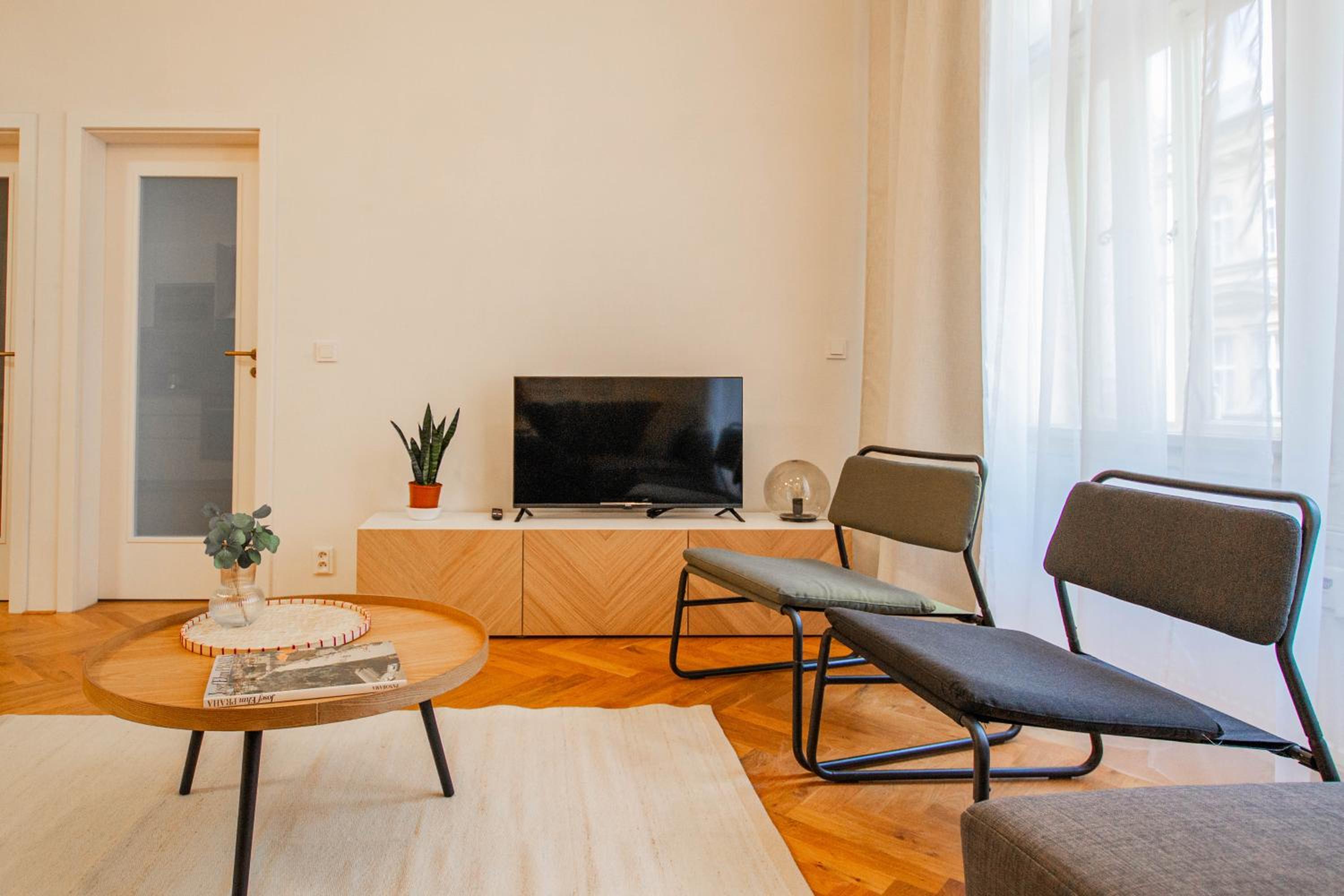 3BDR main square spacious designed apartment