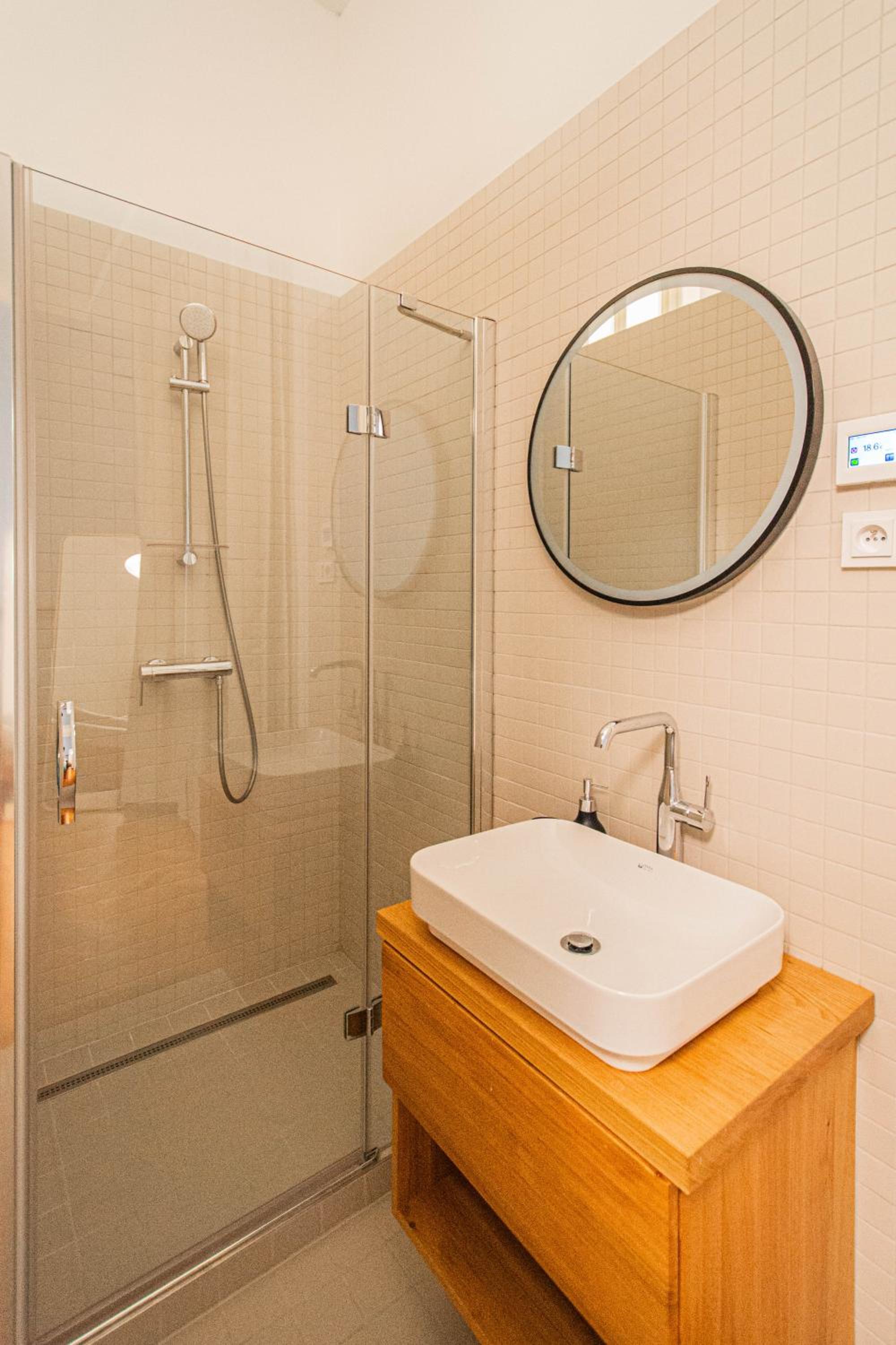 3BDR main square spacious designed apartment