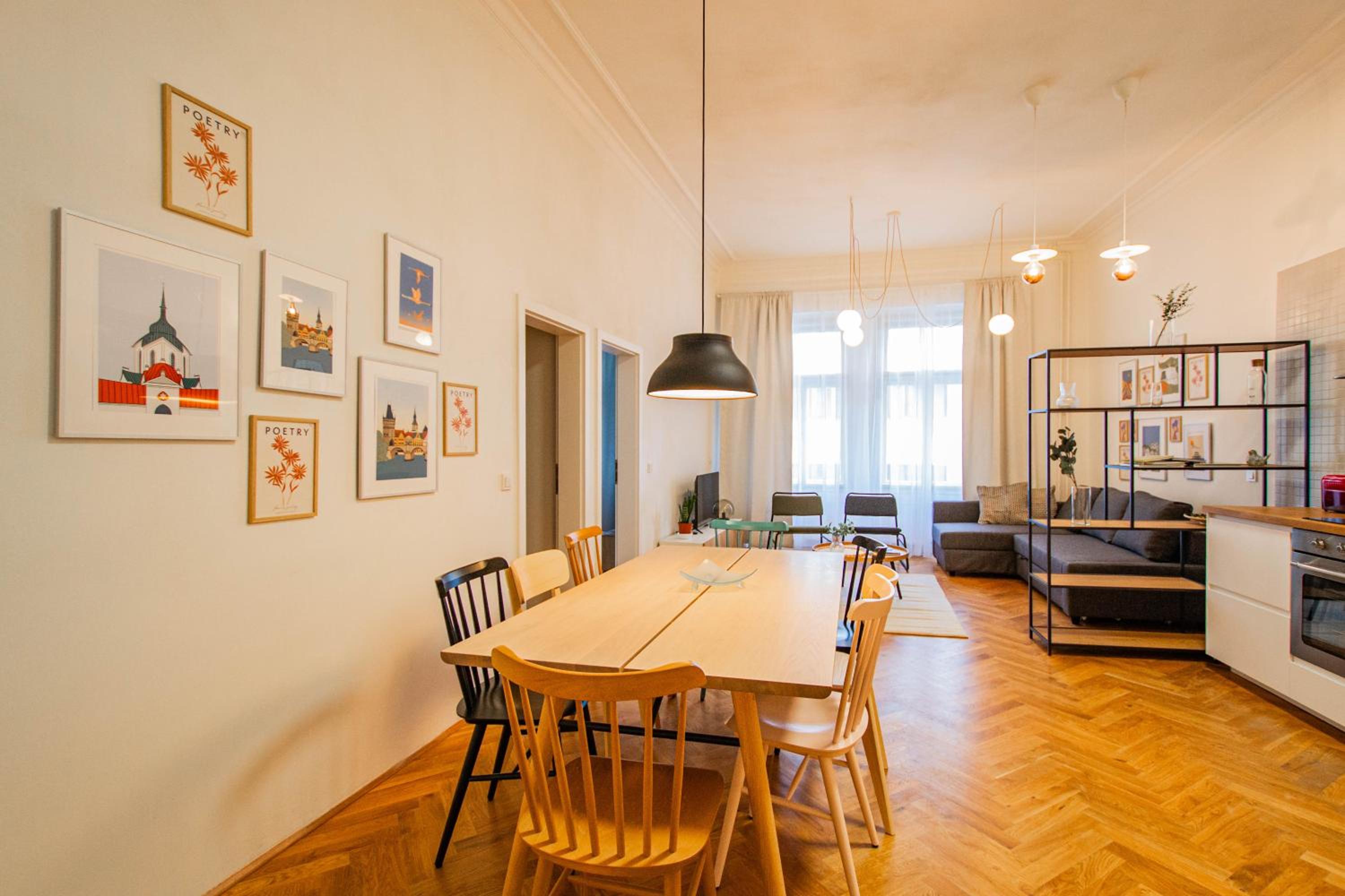 3BDR main square spacious designed apartment