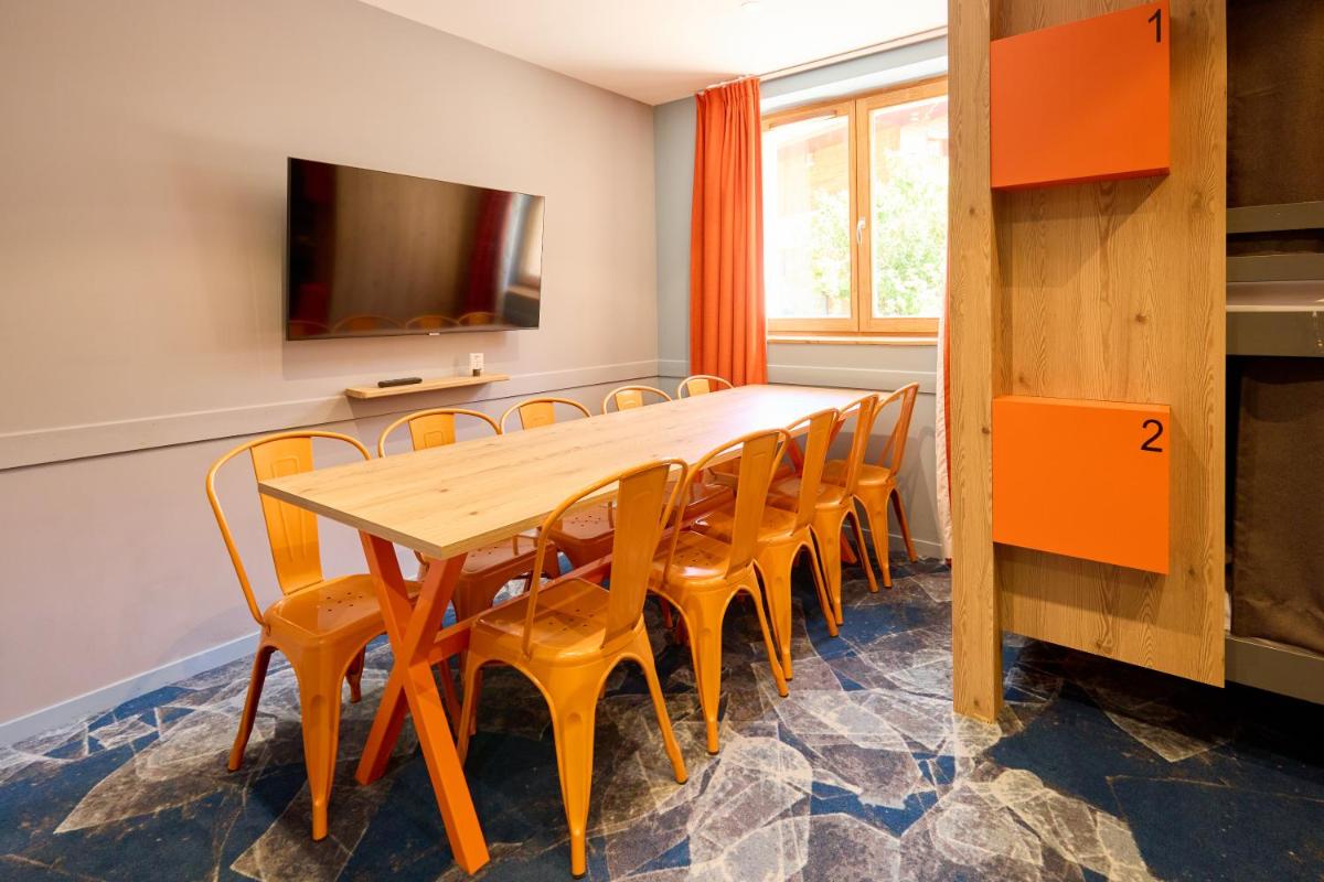 Hotel Base Camp Lodge - Albertville