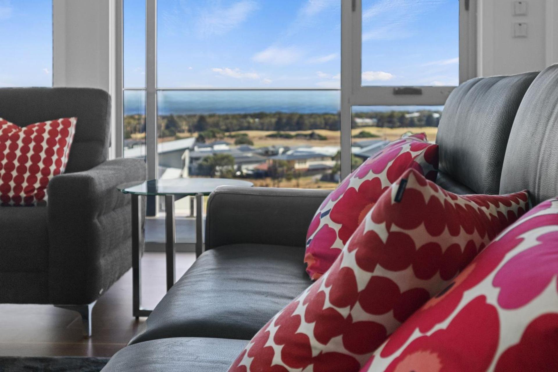 Sunset Retreat at Birkdale - 44 Birkdale Street