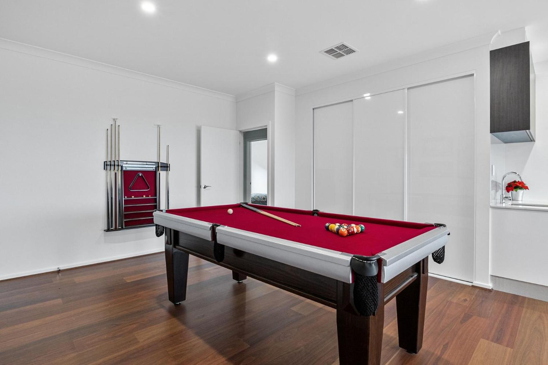 Sunset Retreat at Birkdale - 44 Birkdale Street