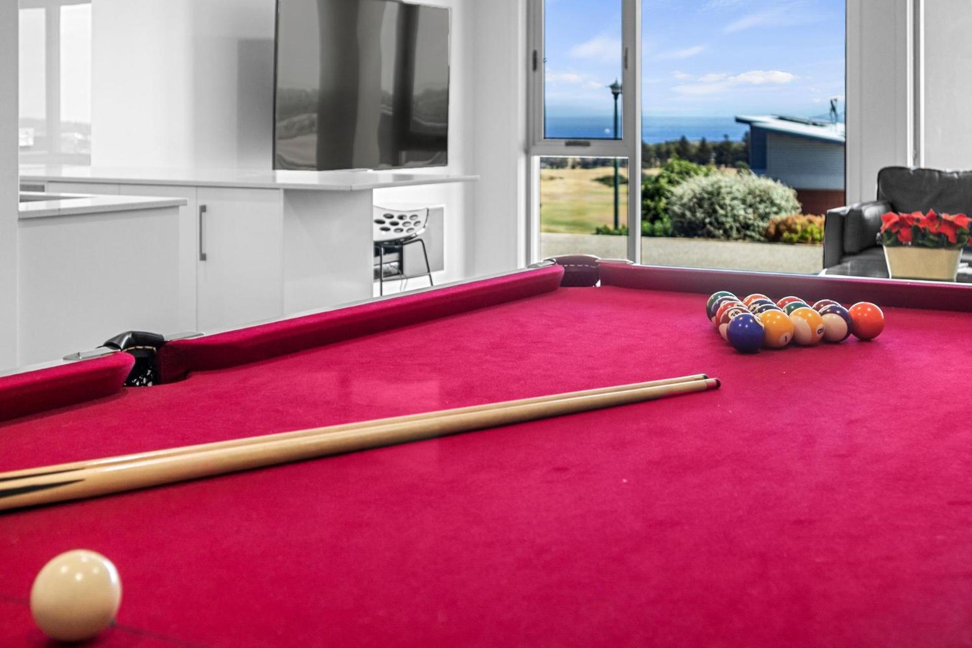 Sunset Retreat at Birkdale - 44 Birkdale Street