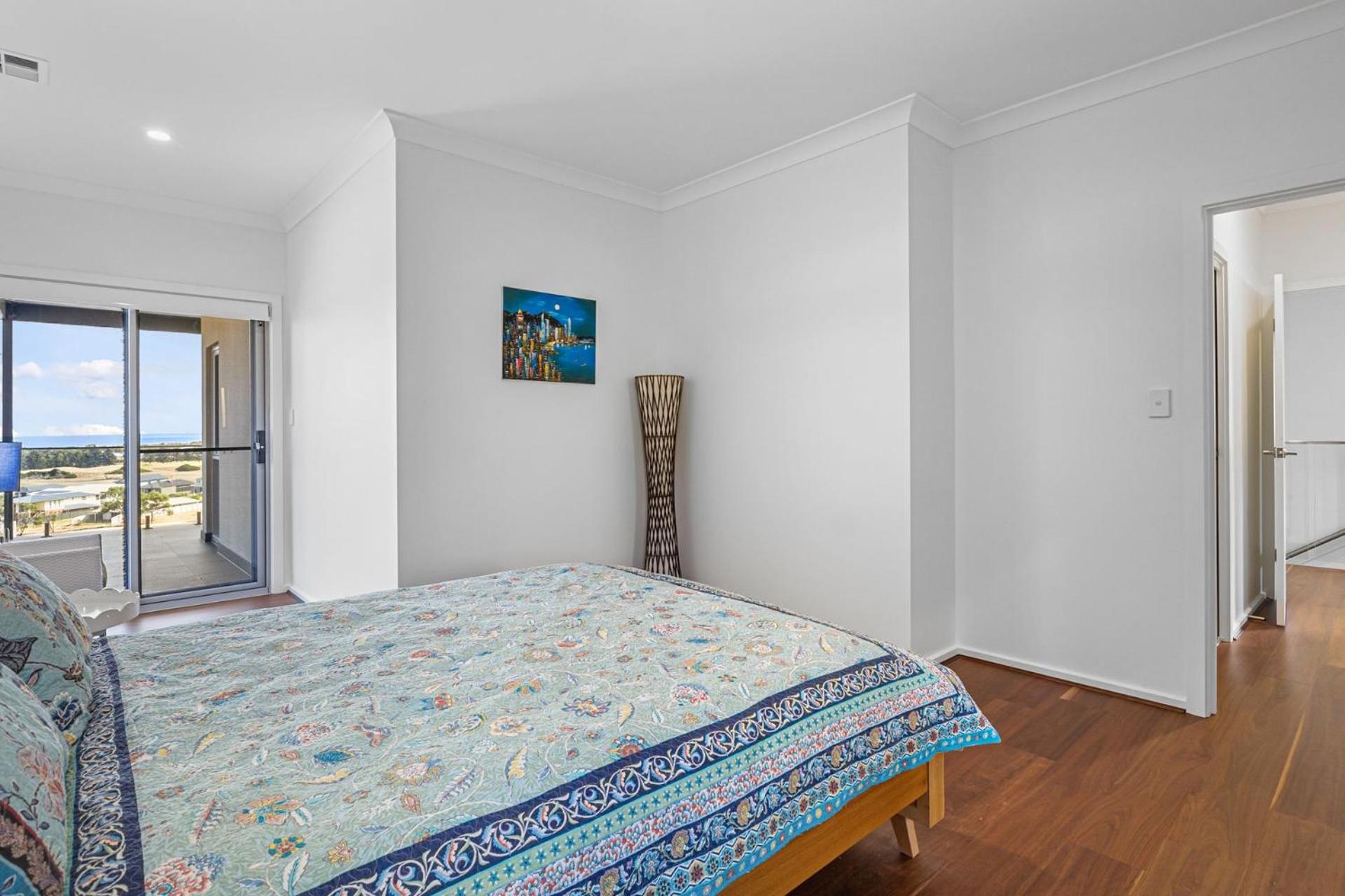 Sunset Retreat at Birkdale - 44 Birkdale Street