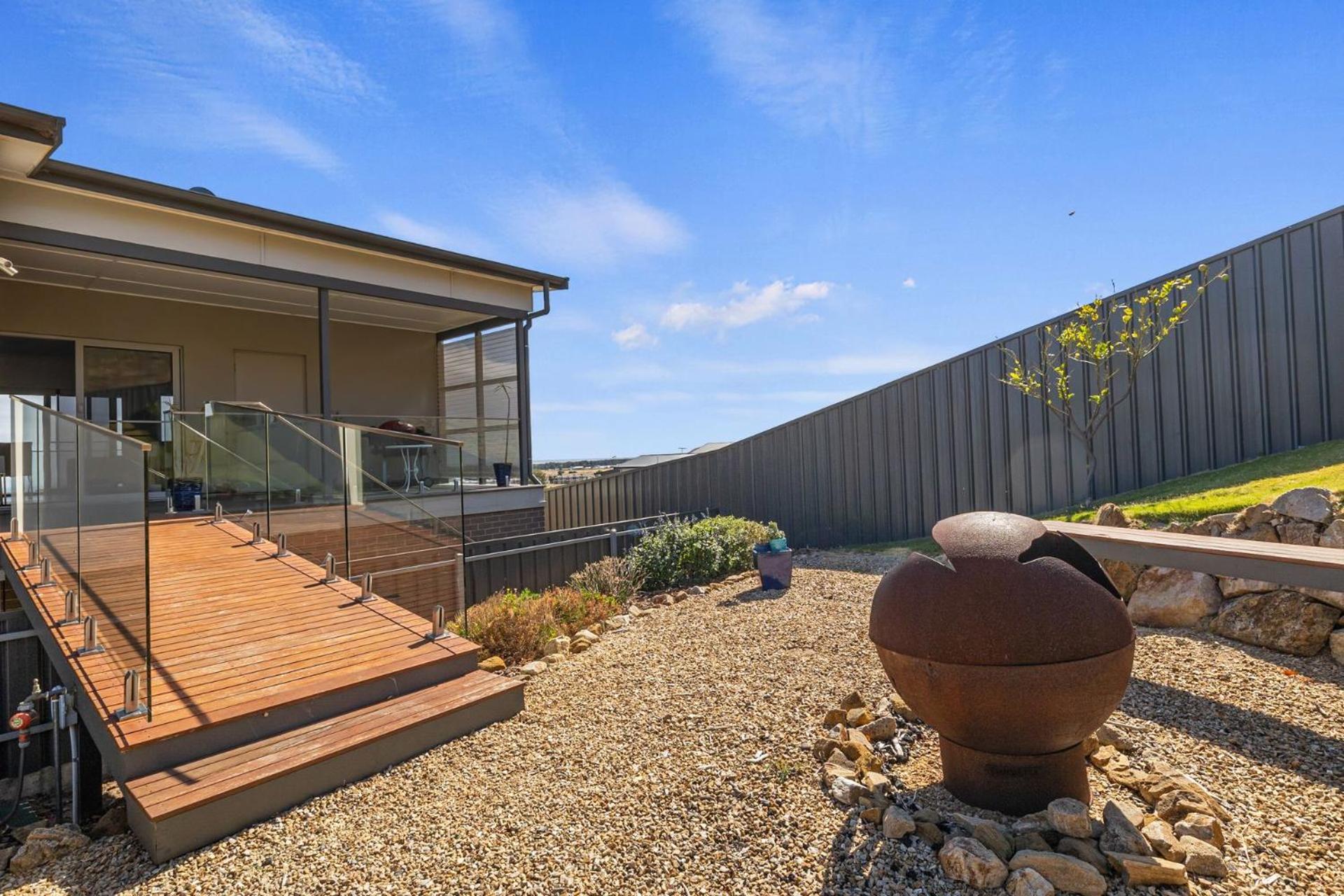 Sunset Retreat at Birkdale - 44 Birkdale Street