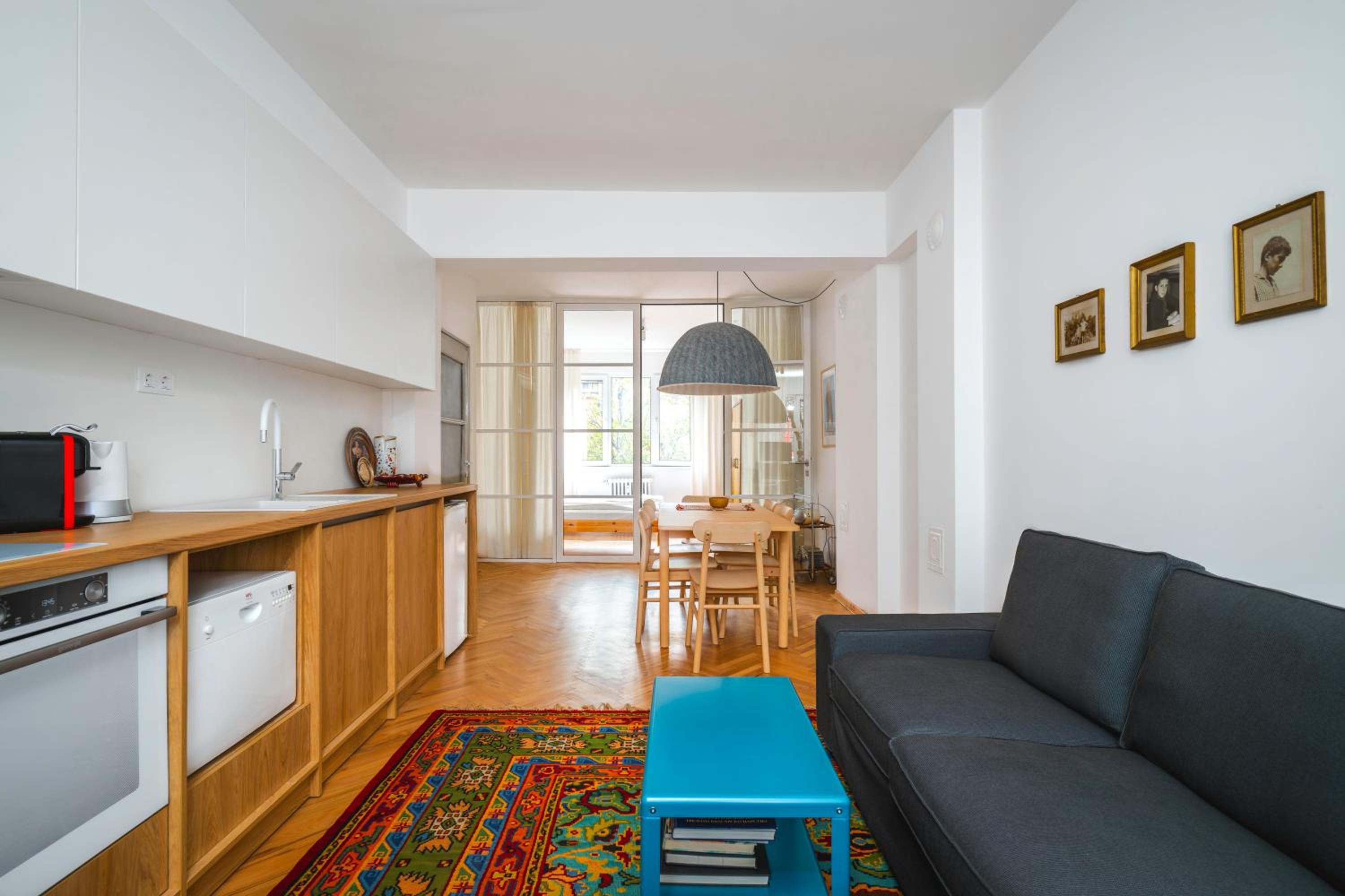 The Vintage Spot - 2BD Flat