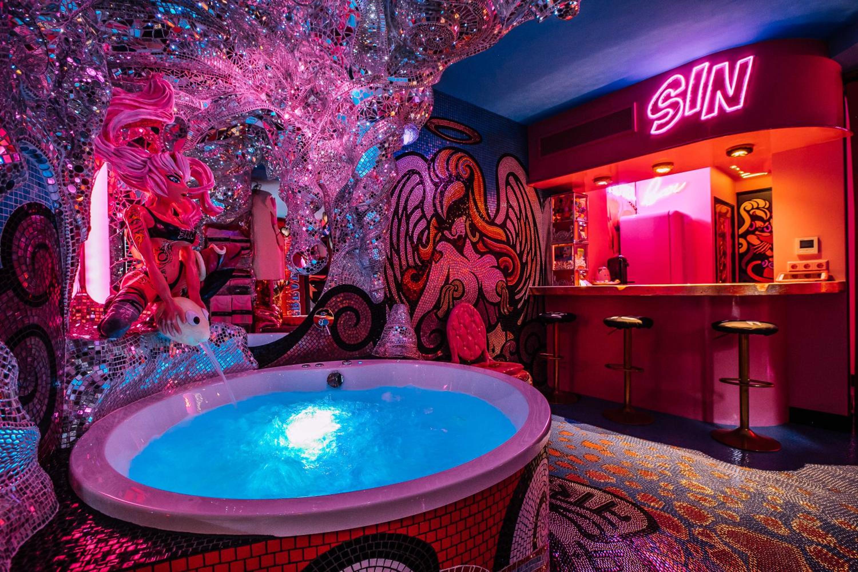 the Sin Suite