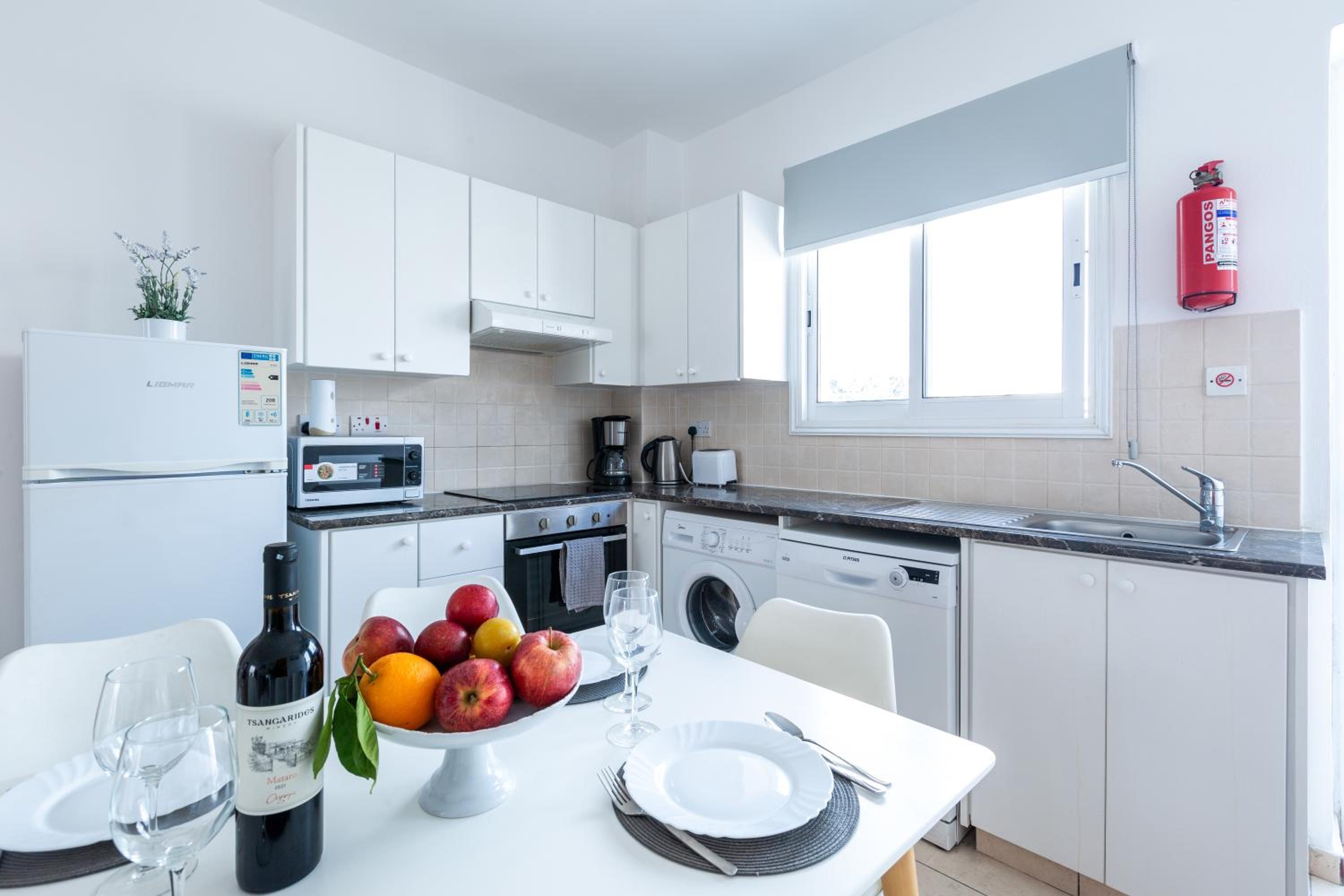 Beautiful 2 bed apartment in Paphos Cyprus