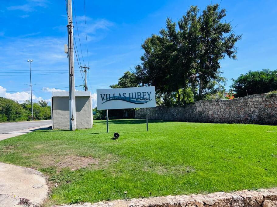 Casa en Villas Jubey con acceso al Hotel Emotion By Hodelpa view 4