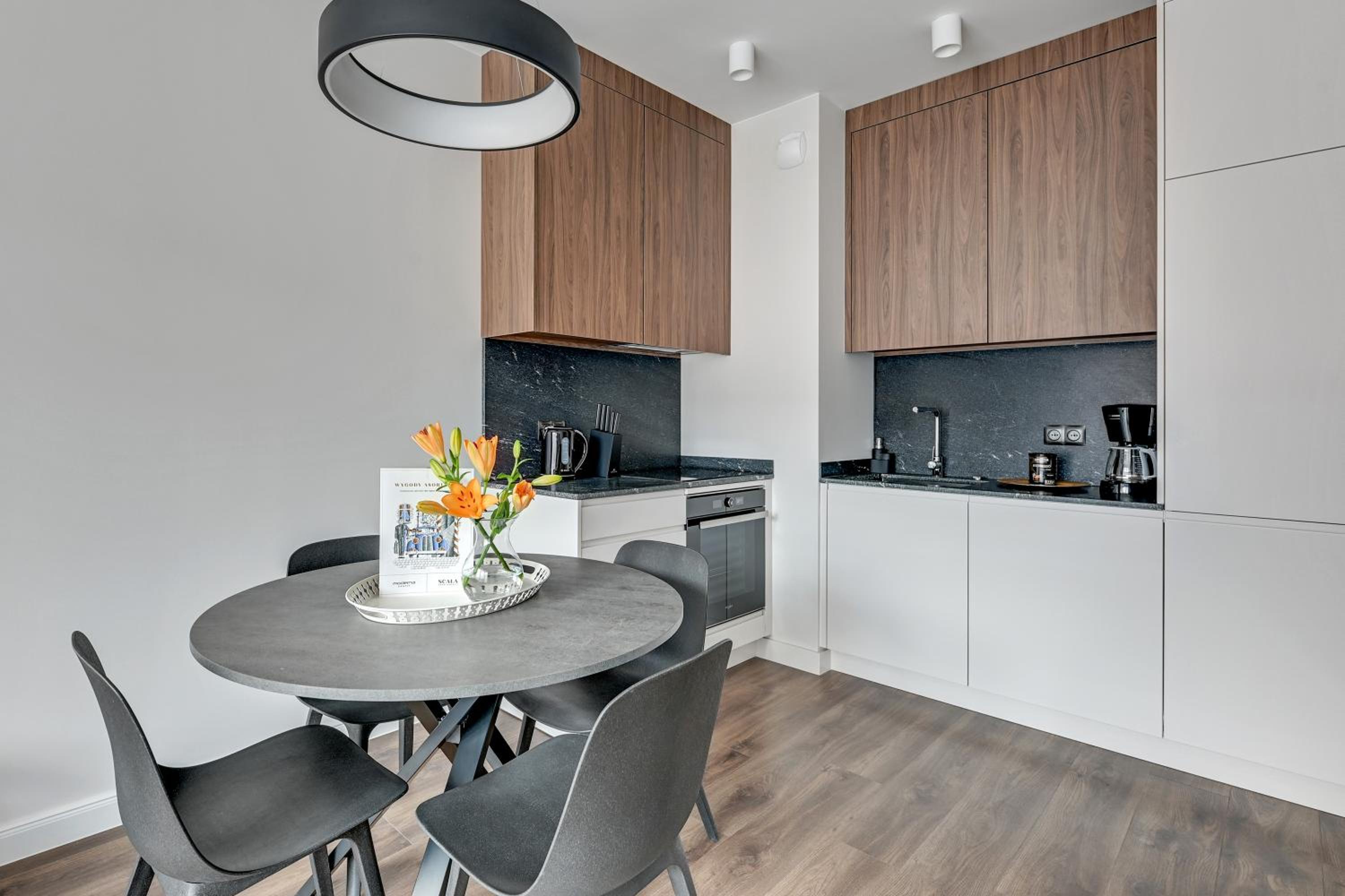 Scala City Center Apartments & Studio by Lion Apartments