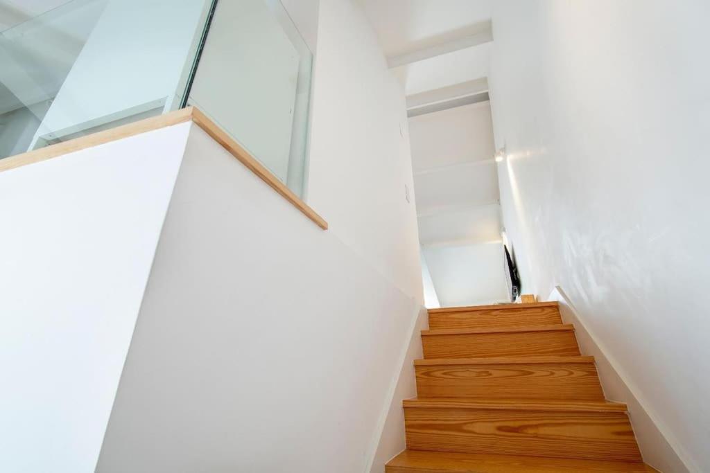 Liberdade Stylish Attic Apt with AC and City View view 2