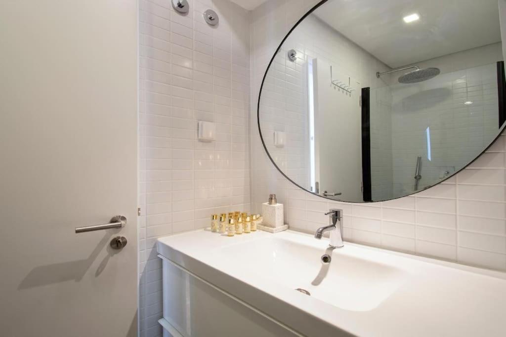 Liberdade Stylish Attic Apt with AC and City View view 5