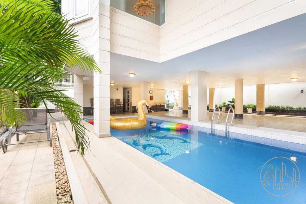 KN1 HOLIDAY VILLA
