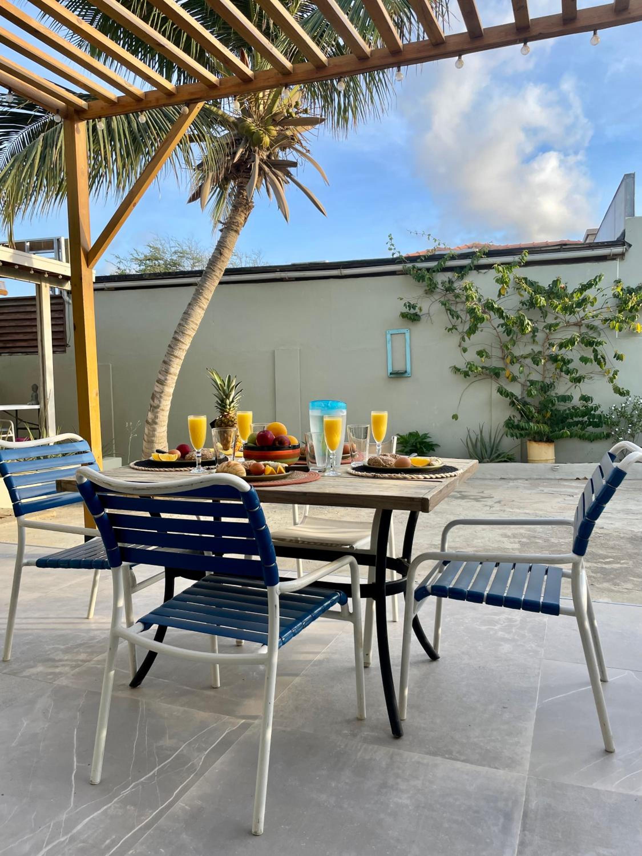 Bon Bini, Aruba