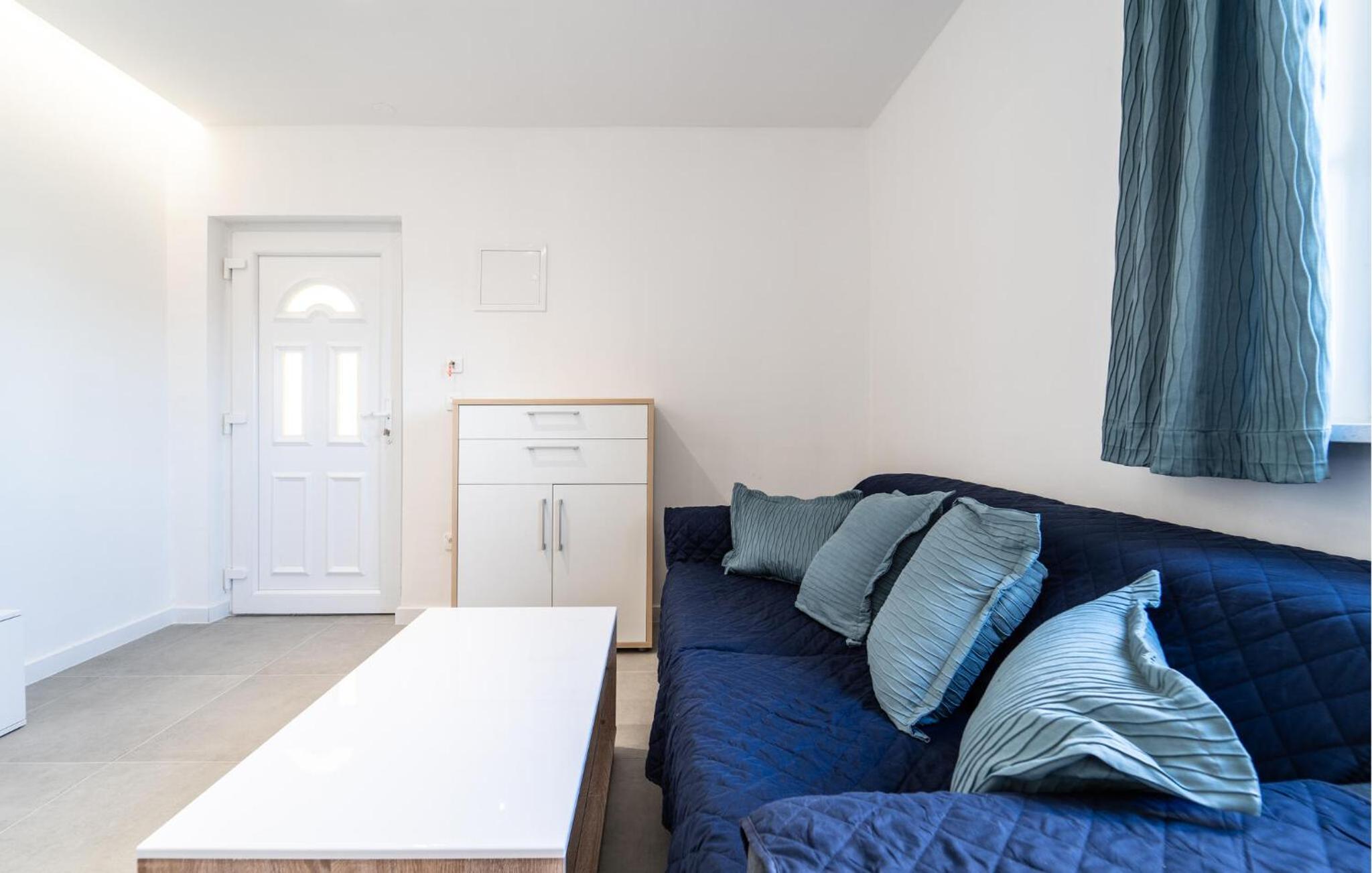 Beach Front Apartment In Zadar With Wifi view 2