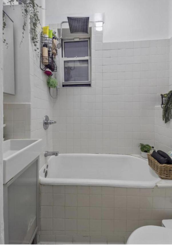 Downtown Manhattan Union Square 1BR - Steps from Subway & Dining