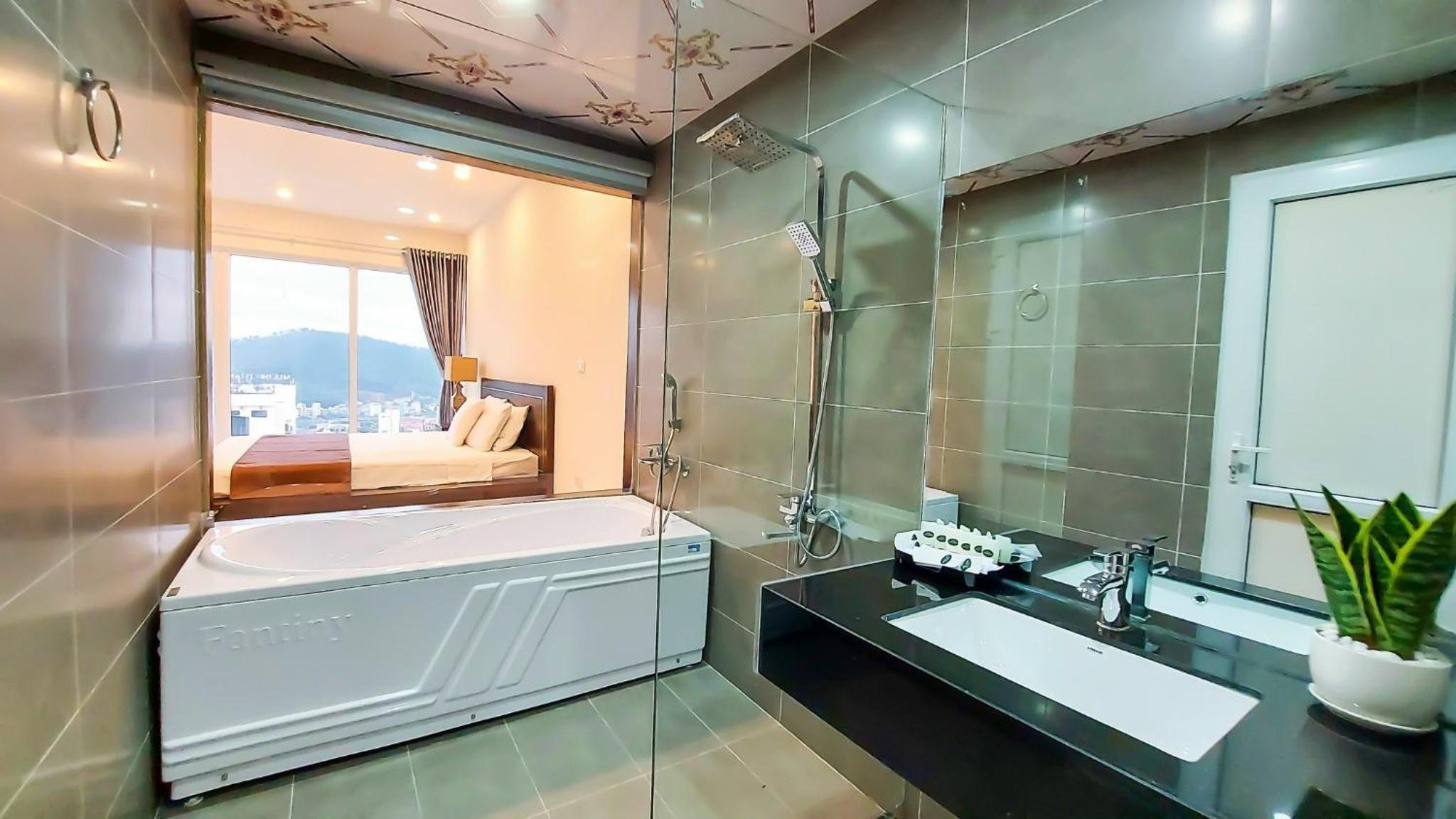 Căn hộ PENTHOUSE TẦNG 27 trung tâm Khu Du Lịch Bãi Cháy view 3
