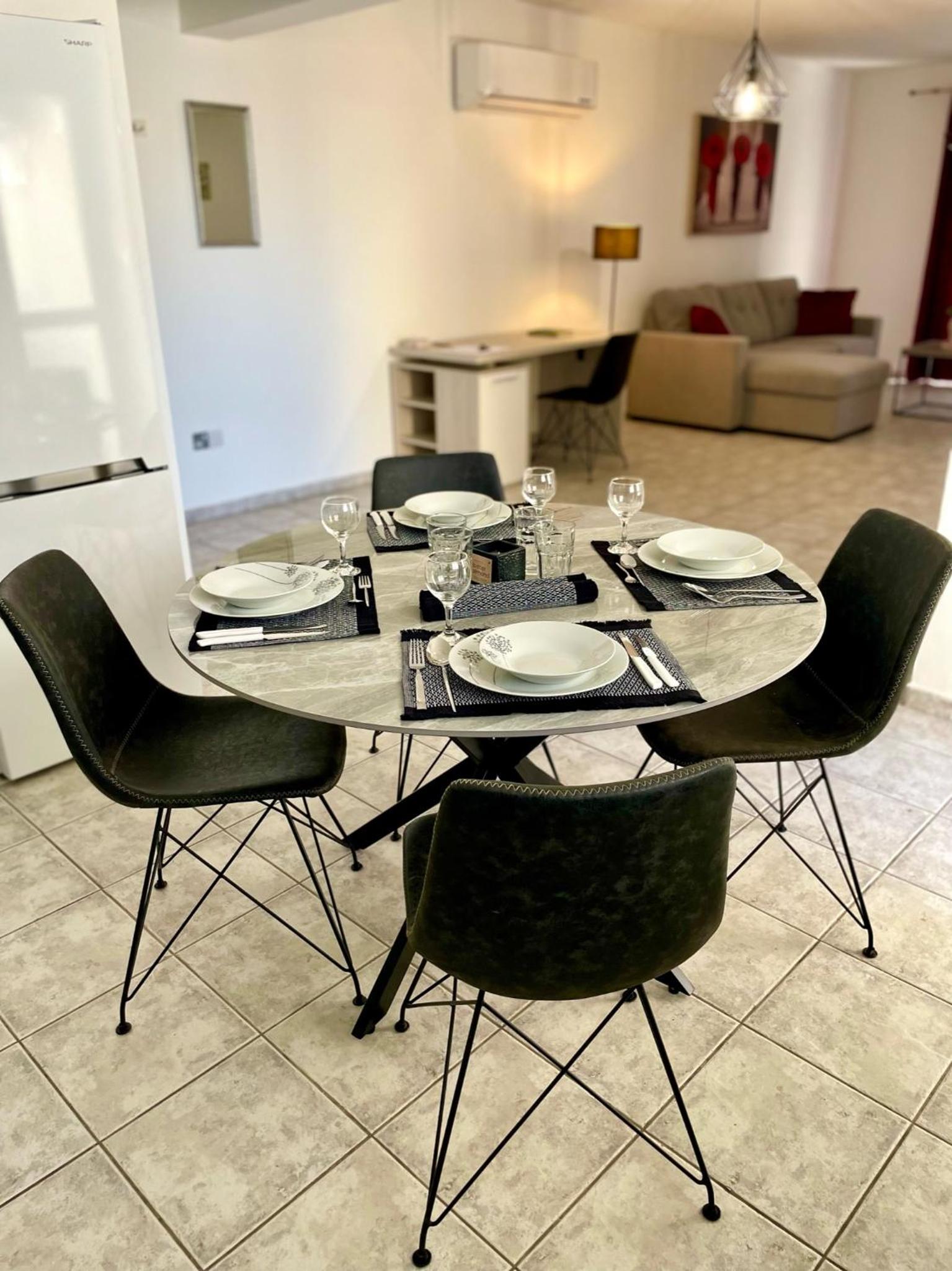 Platform 357 La Vie Royale Charming Apartment