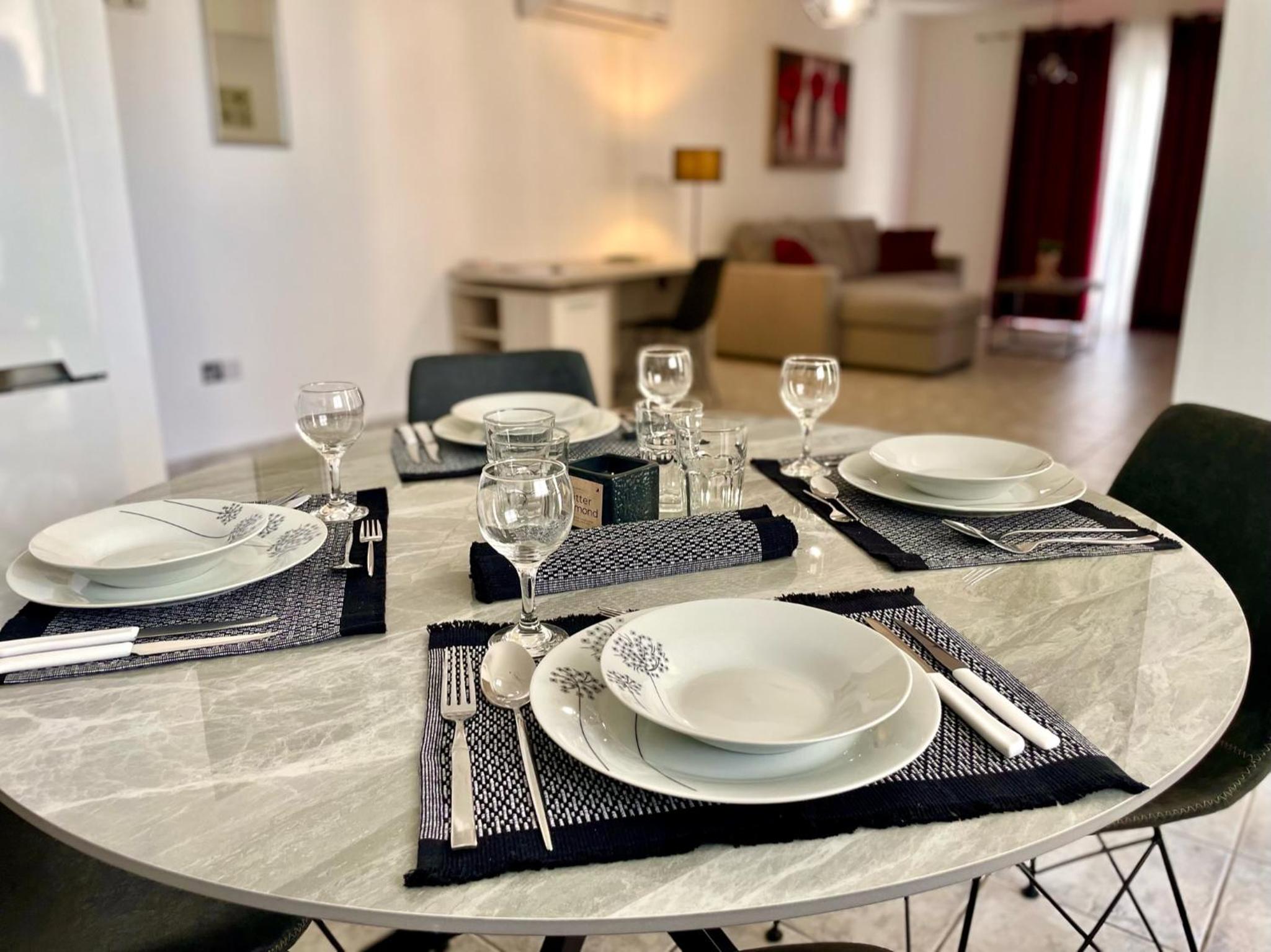 Platform 357 La Vie Royale Charming Apartment