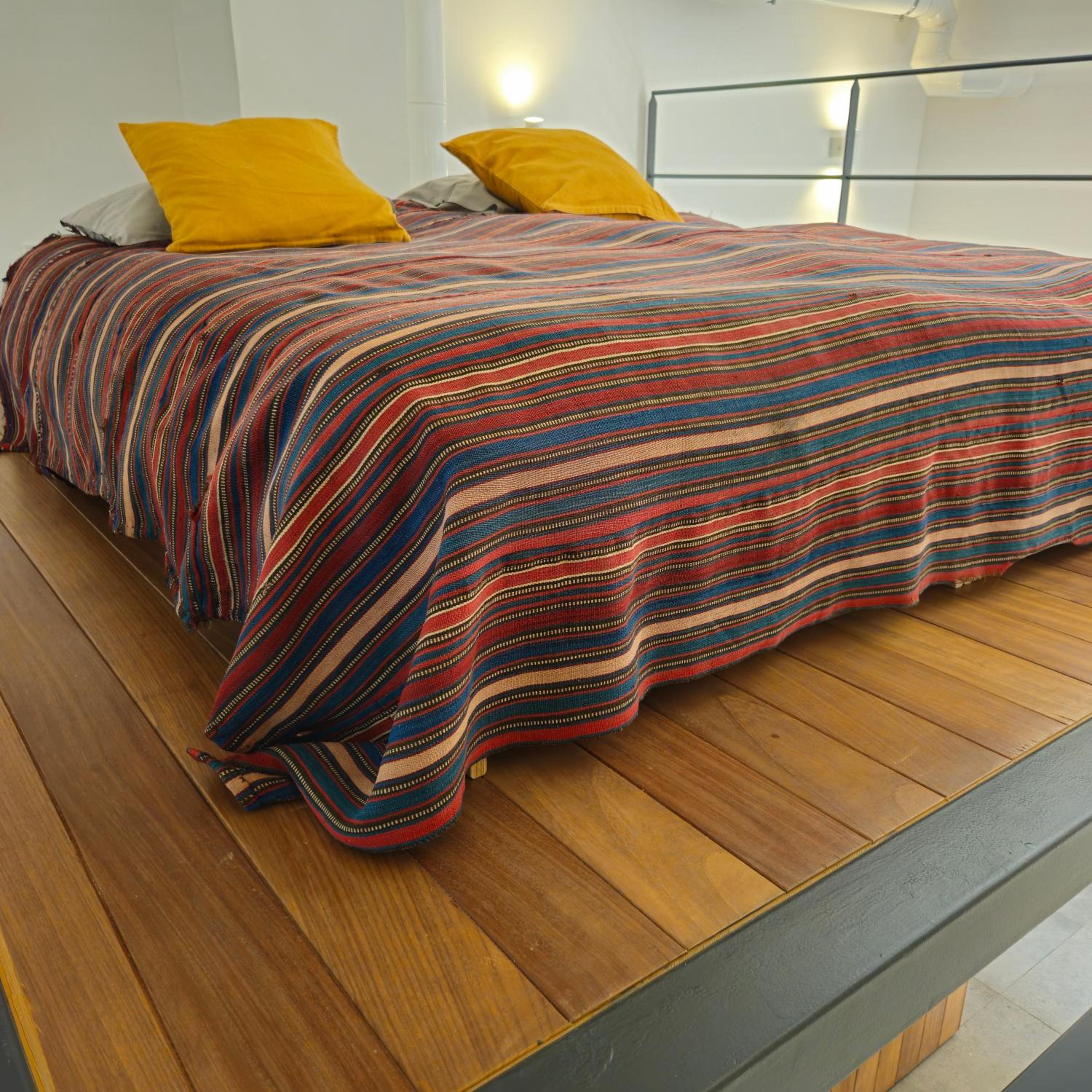 Stijlvolle loft met patio in de Acropolis buurt