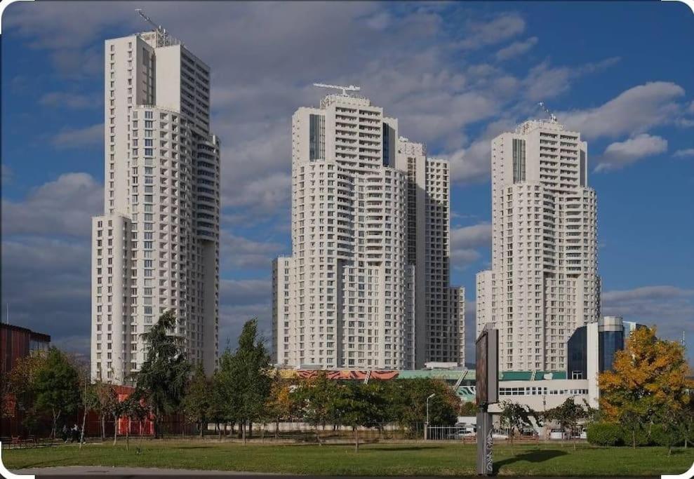 Apollo Sky apartment