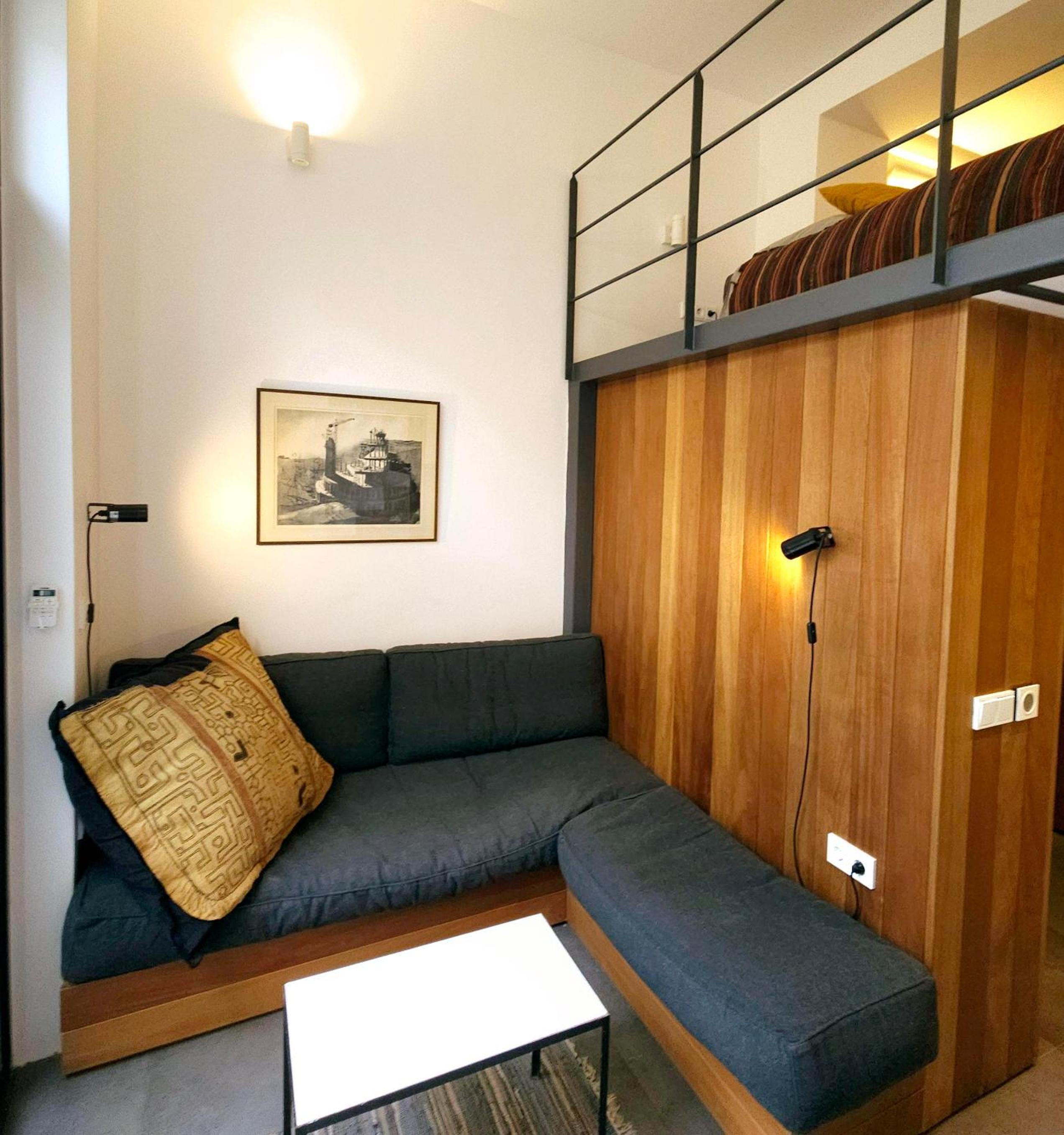 Stijlvolle loft met patio in de Acropolis buurt
