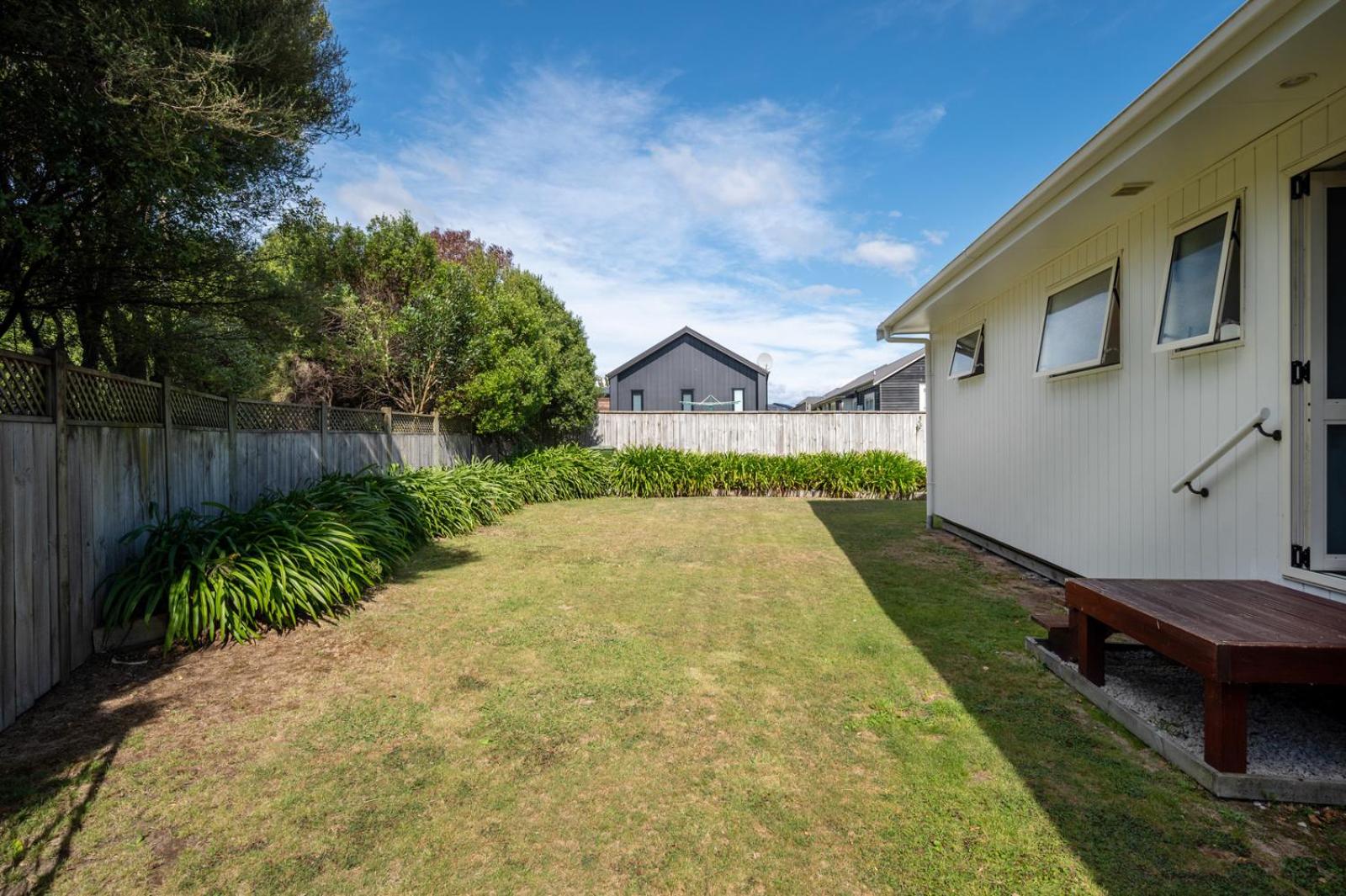 Lakeside Haven - Taupo Holiday Home view 2