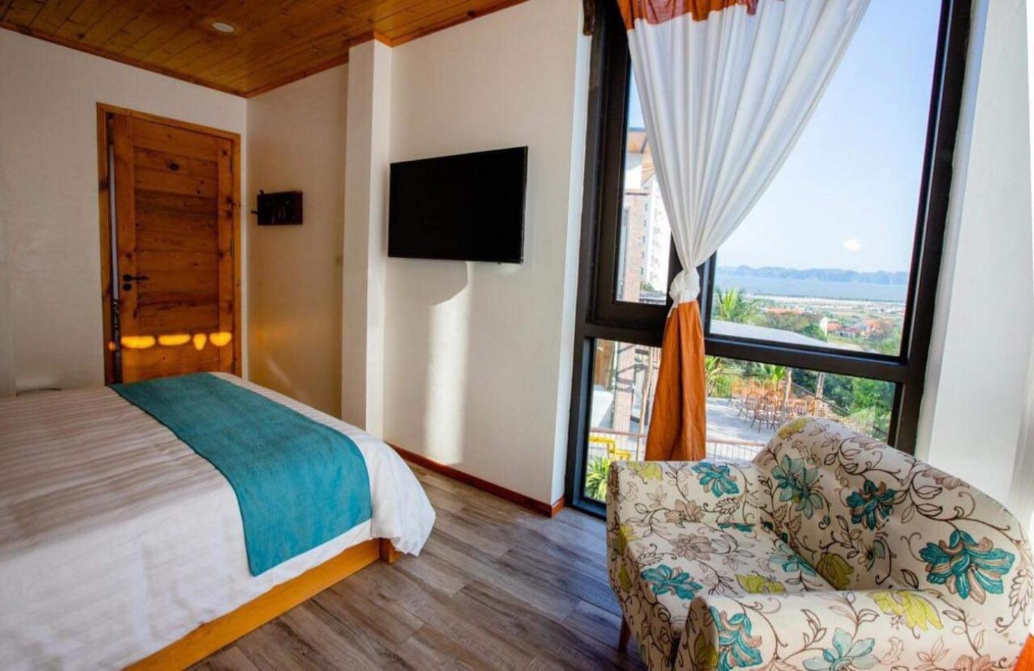 Căn villa 17 ngủ trung tâm bãi cháy - có bể bơi