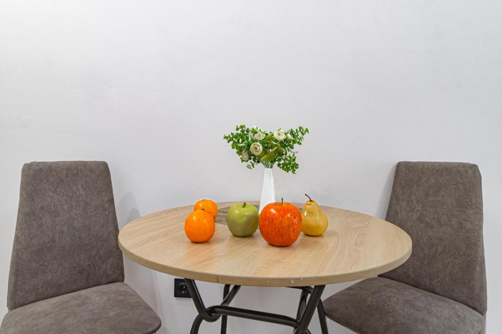GUMI GROUP APARTMENT near Khan Shatyr TANDAU 0375 view 2
