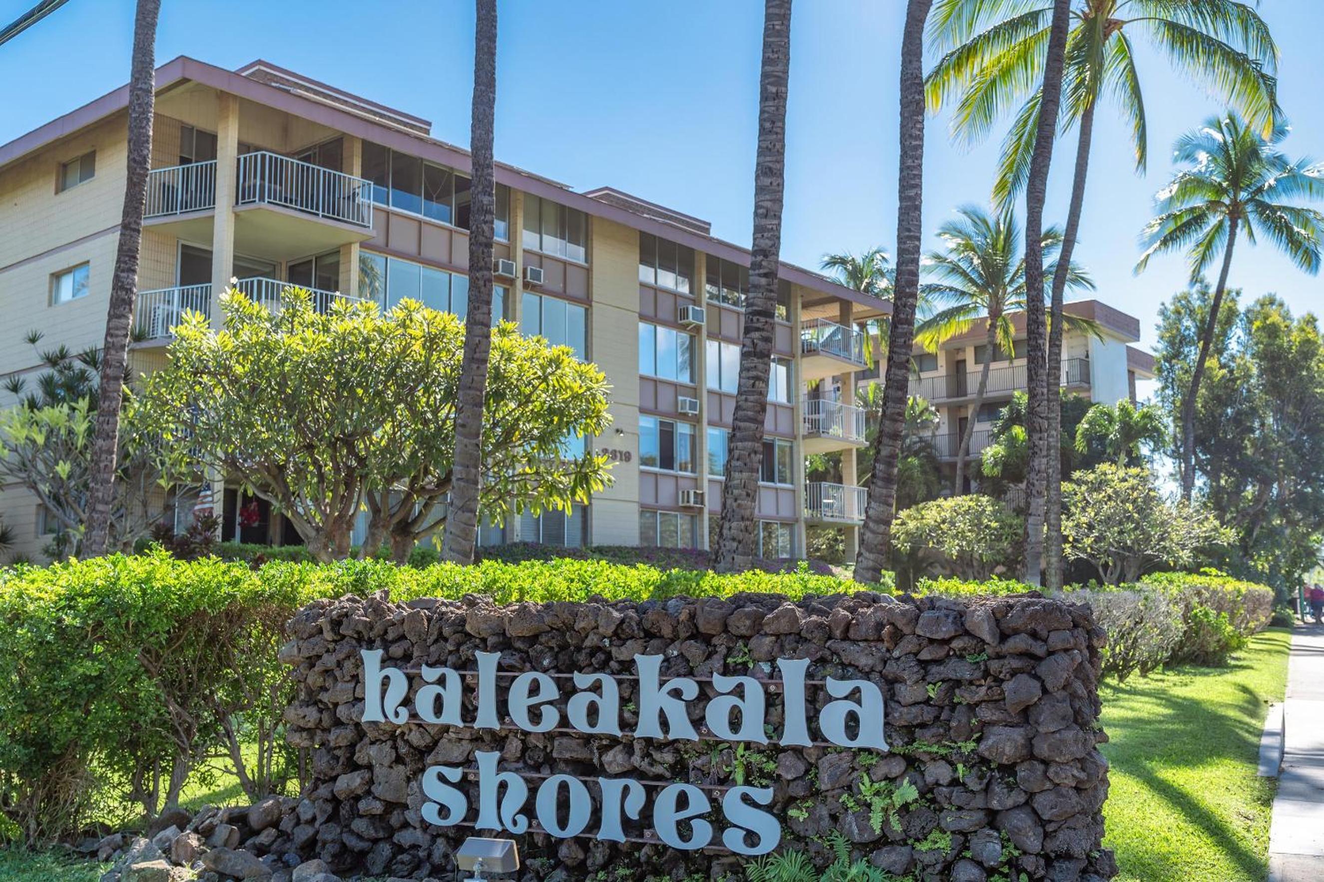 Haleakala Shores A-301, Panoramic Views, Split AC
